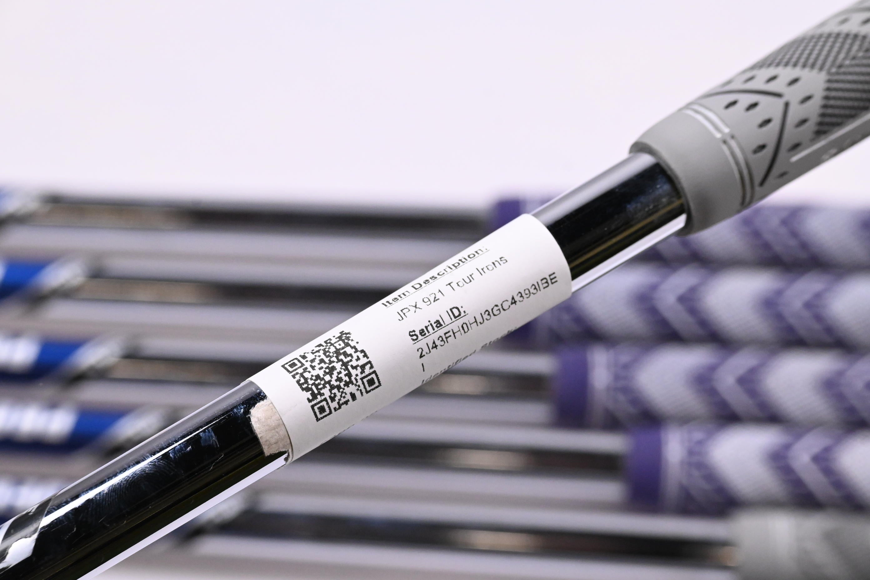 Mizuno JPX 921 Tour Irons / 4-PW / Stiff Flex Project X Steel Shafts