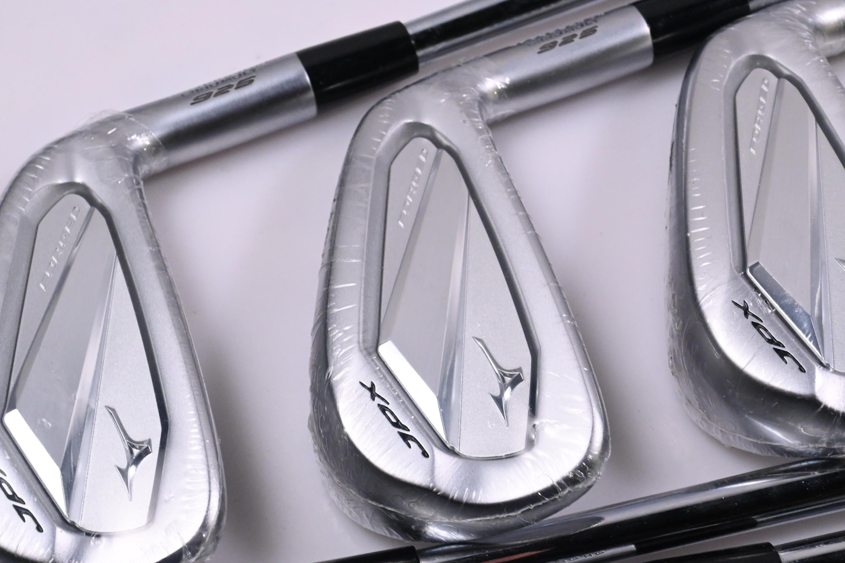 Mizuno JPX 925 Forged Irons / 4-PW / Stiff Flex N.S.Pro Modus³ Tour 120 Shafts