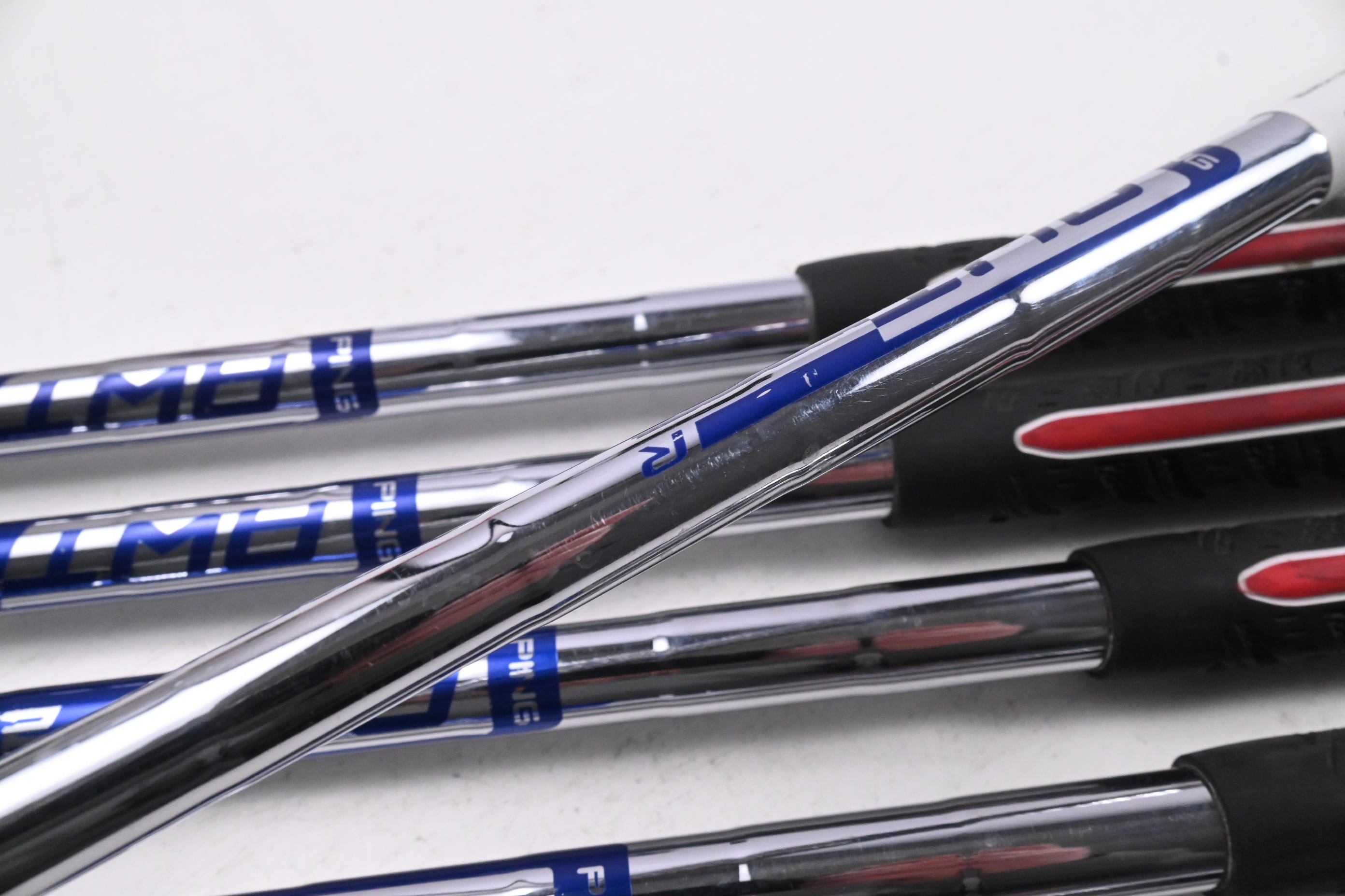 Ping i525 Irons / 5-PW / Blue Dot / Regular Flex Ping AWT 2.0 Shafts