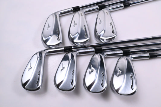 Mizuno Pro 225 Irons / 4-PW / Regular Flex Dynamic Gold Mid 100 R300 Shafts