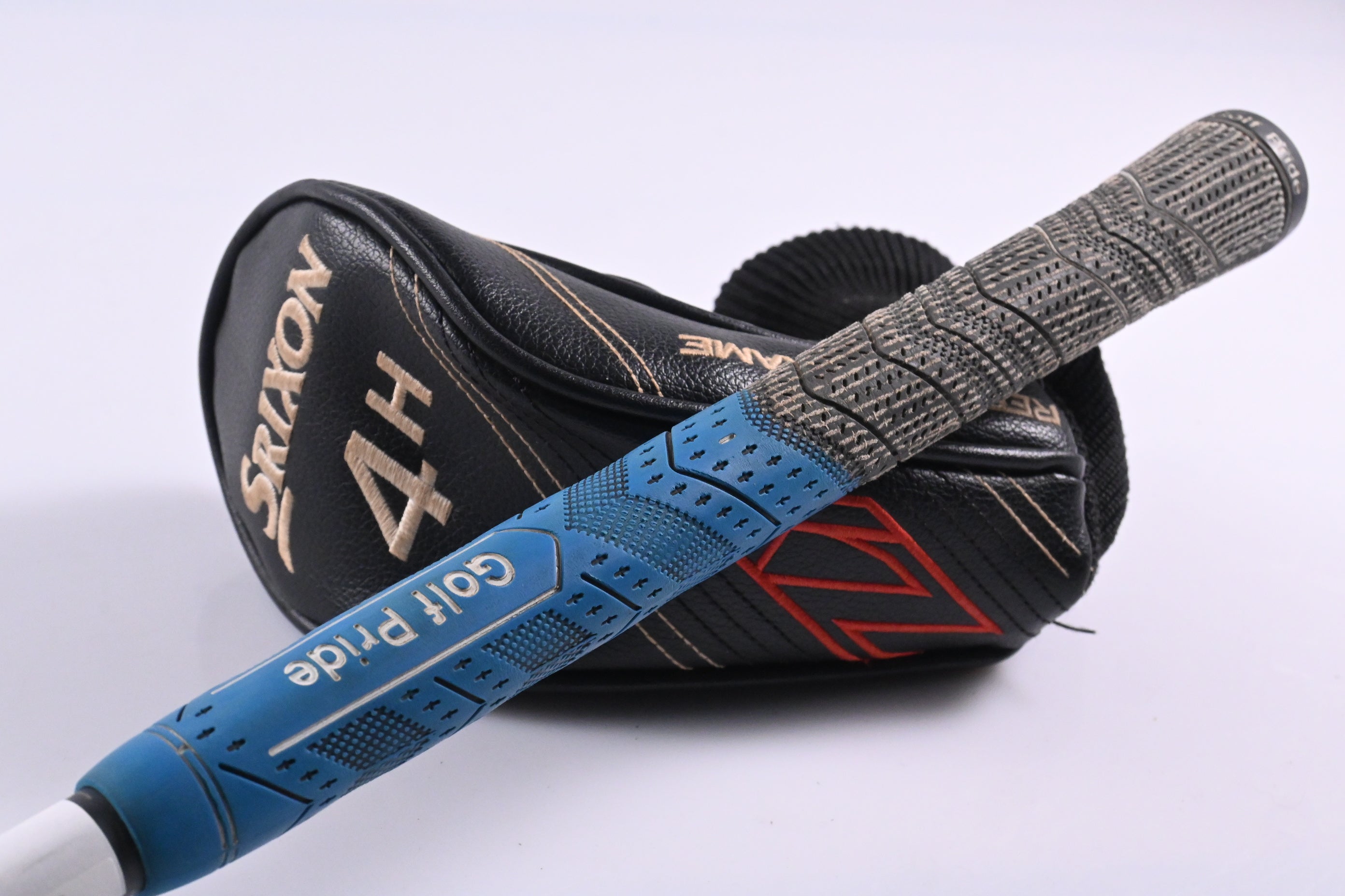 Srixon ZX #4 Hybrid / 22 Degree / Regular Flex HZRDUS Smoke Black 80 Shaft