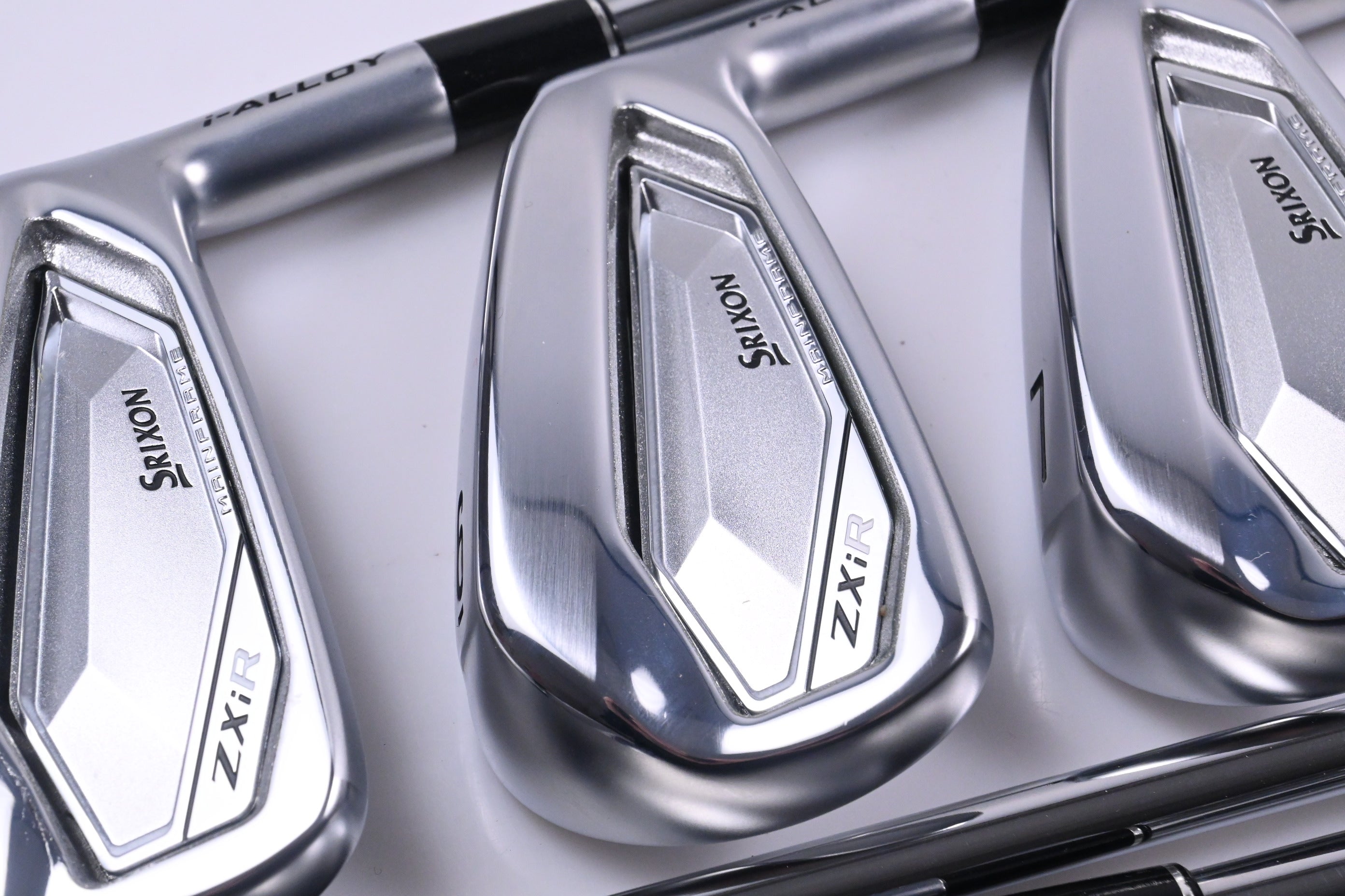 Srixon ZXiR Irons / 5-PW+GW / Stiff Flex KBS 80 HL Shafts