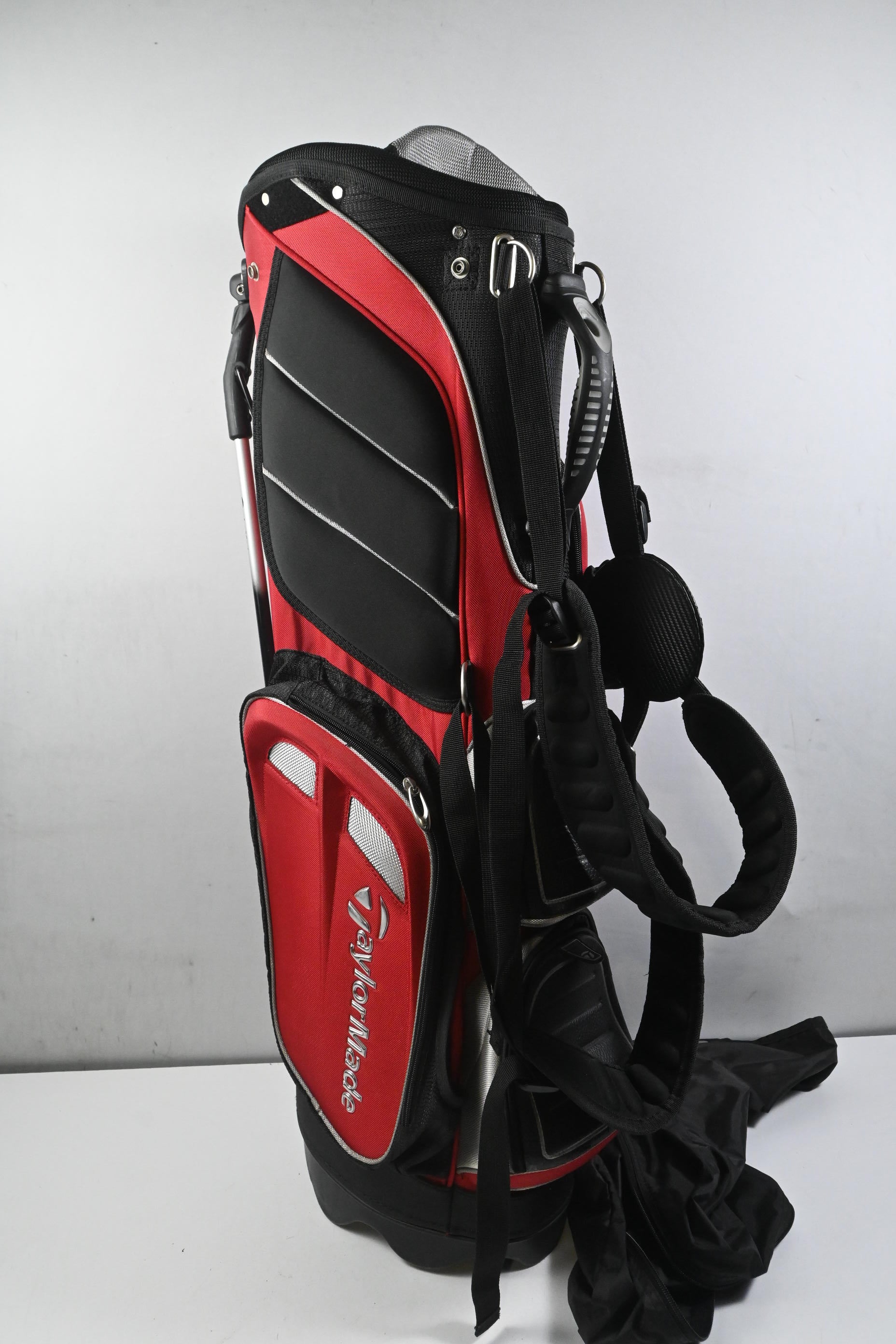 Taylormade Stand Bag / 7-Way Divider / Red, Black & Silver