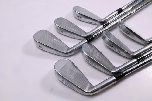 Mizuno JPX 925 Forged Irons / 4-PW / Stiff Flex N.S.Pro Modus³ Tour 120 Shafts