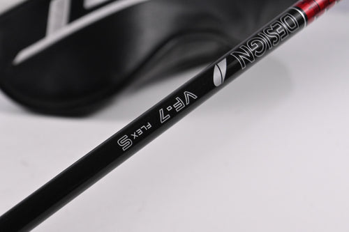 Titleist GT3 Driver / 8 Degree / Stiff Flex Graphite Design Tour AD VF-7 Shaft