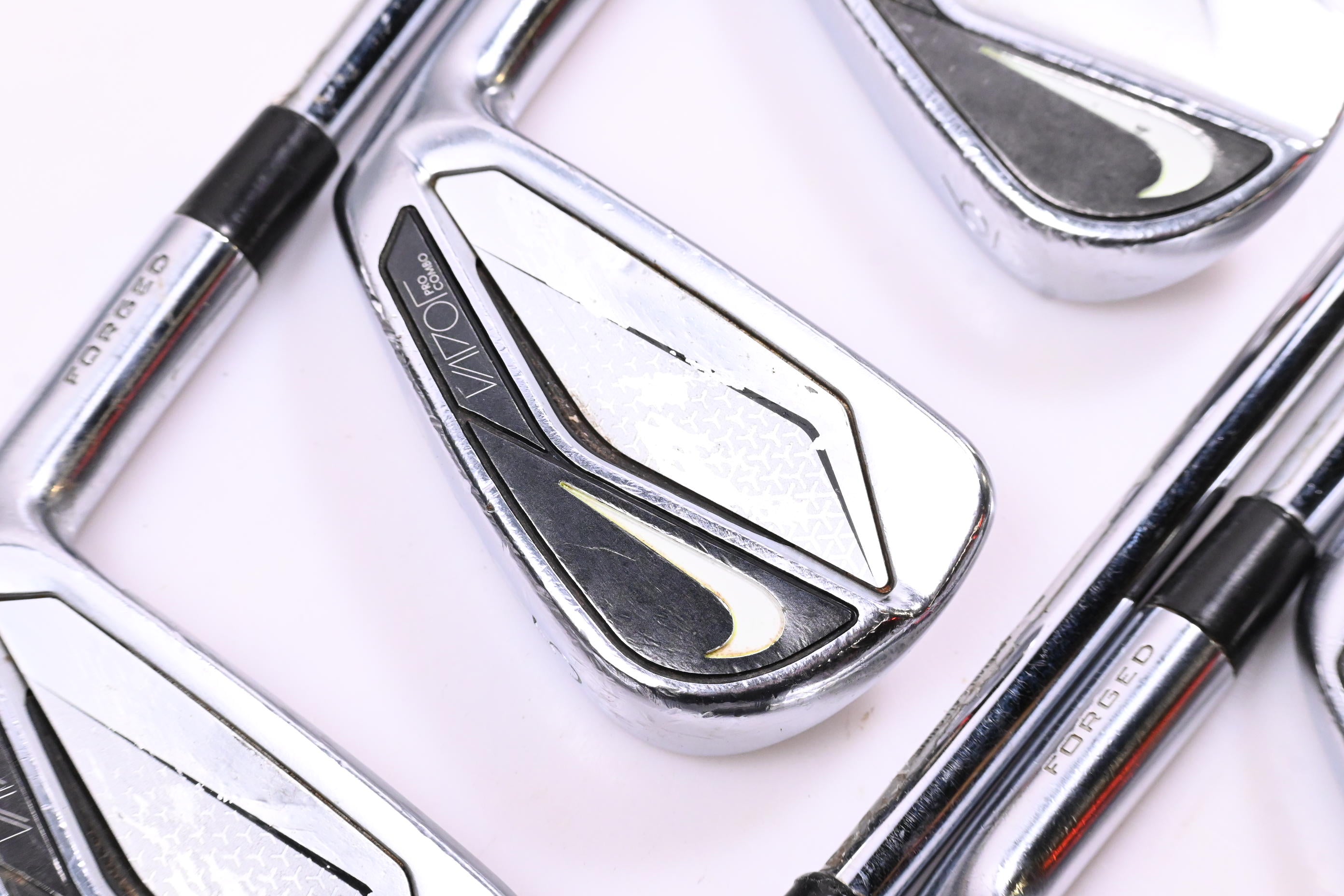 Nike Vapor Pro Combo Irons / 4-PW / Stiff Flex Dynamic Gold SL S300 Shafts