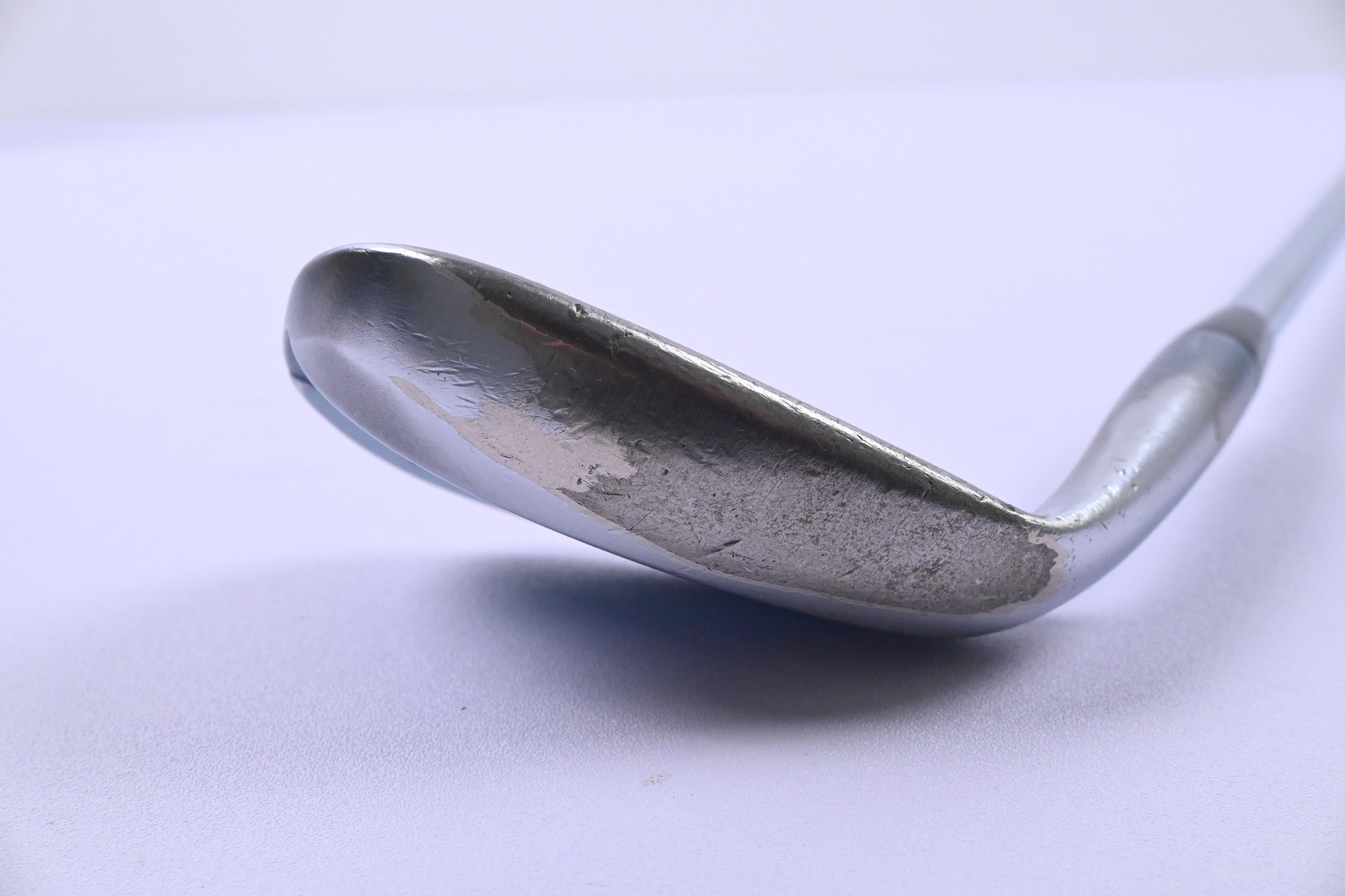 Mizuno S5 Sand Wedge / 54 Degree / Regular Flex KBS Tour 90 Shaft