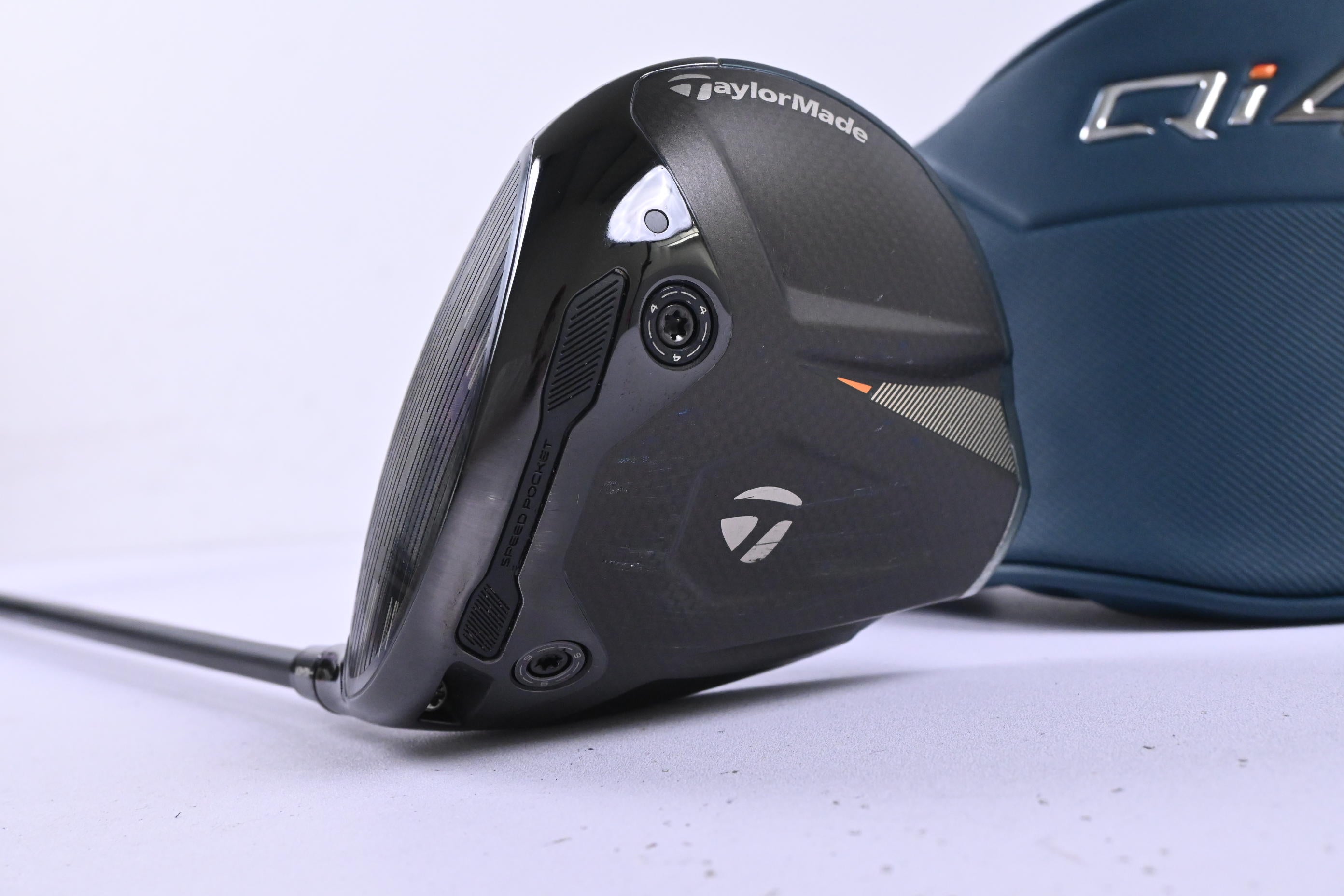 Left Hand Taylormade Qi4D Driver / 10.5 Degree / Stiff Flex REAX Red 50 Shaft