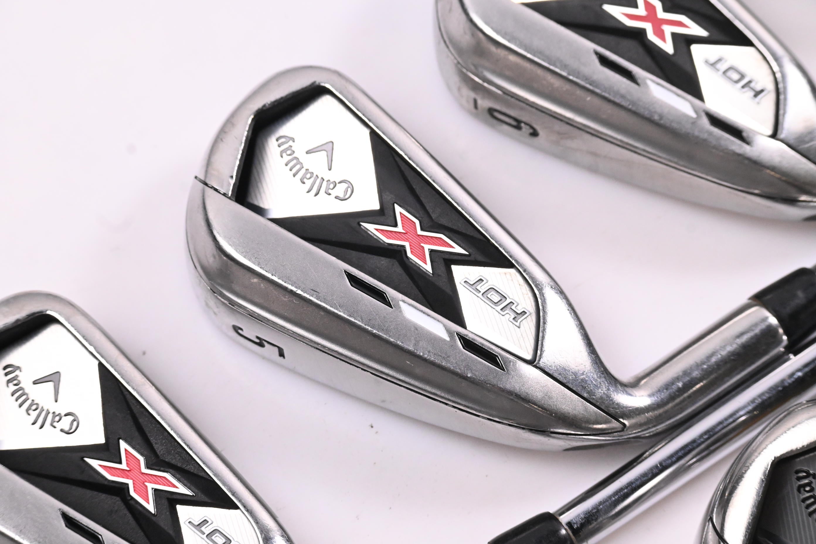 Left Hand Callaway X Hot Irons / 4-PW+SW / Regular Flex SpeedStep 85 Shafts