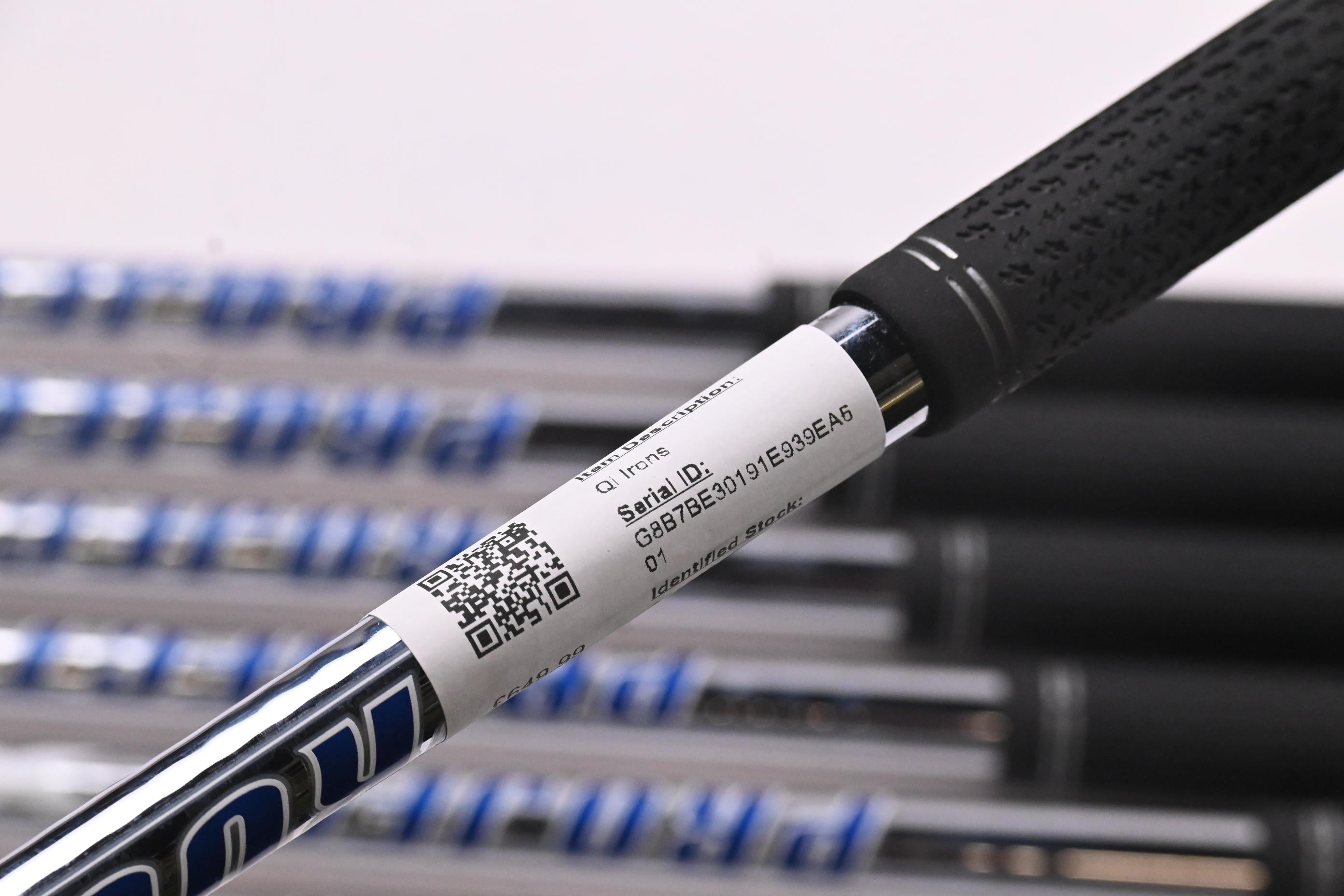 Taylormade Qi Irons / 4-PW / Stiff Flex Project X LZ 120 Shafts