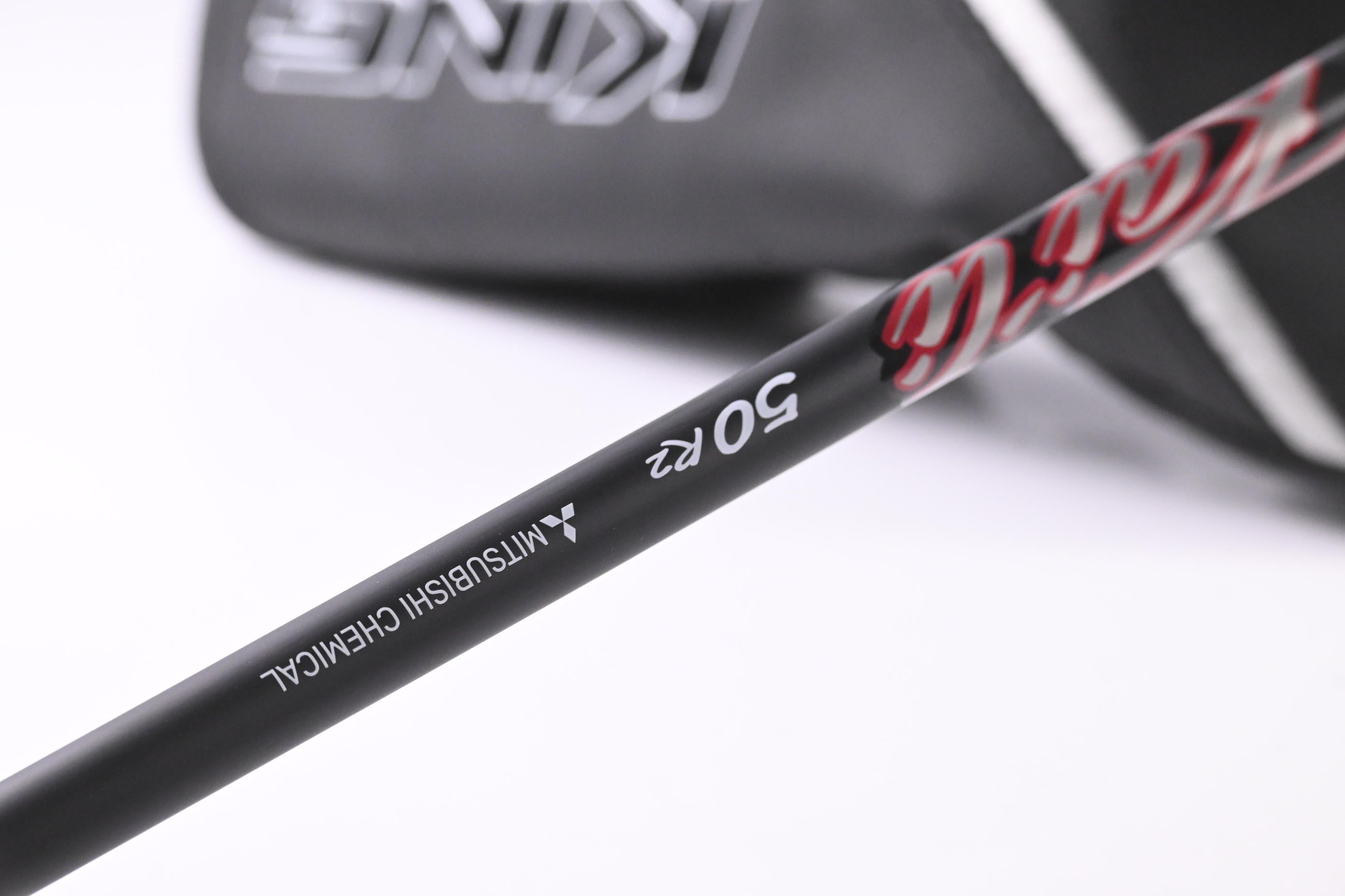Cobra KING TEC Mini Driver / 13.5 Degree / Regular Flex Kai`li Red 50 Shaft