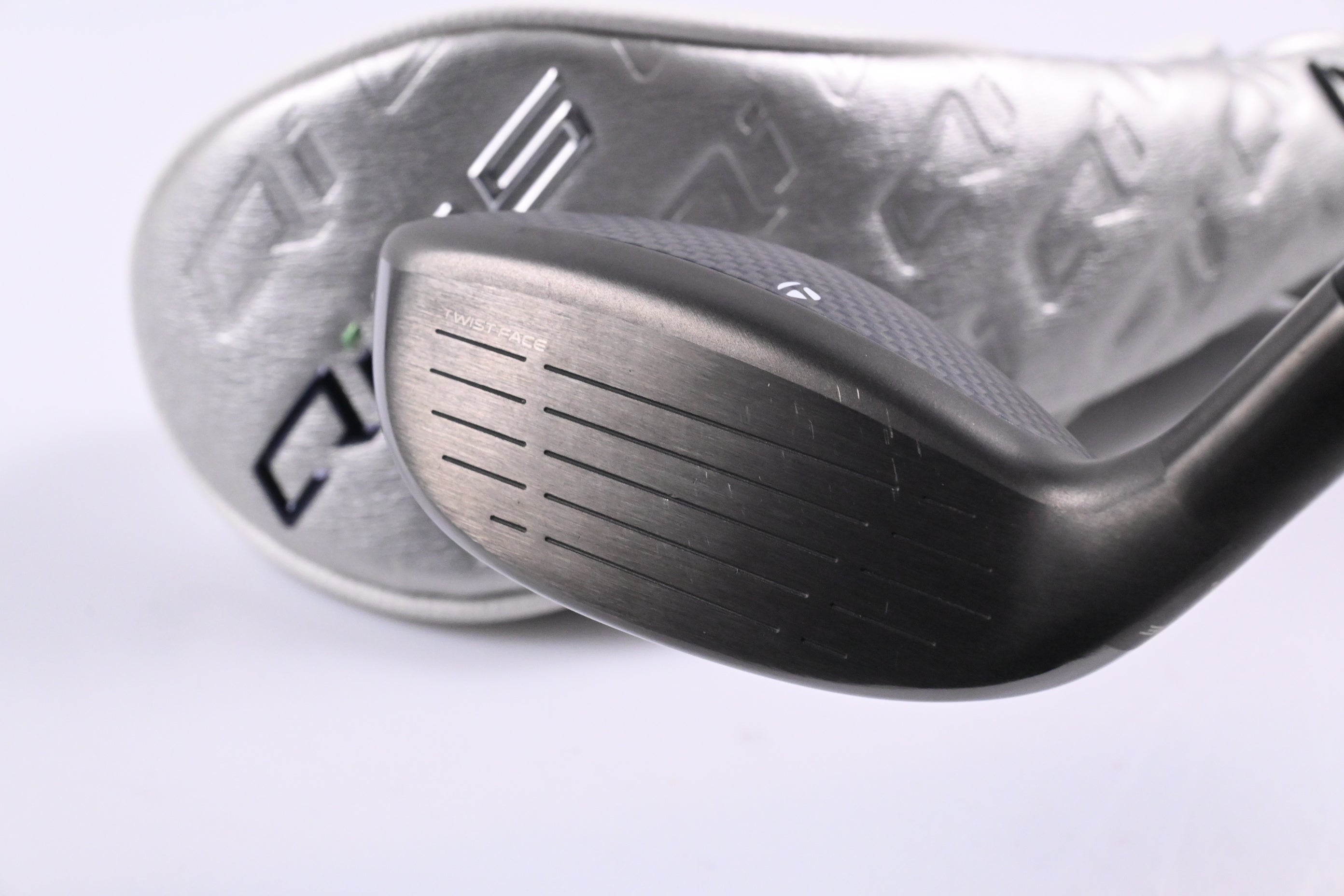 Ladies Taylormade Qi35 Max Lite #5 Hybrid / 27 Degree / Ladies Flex AirSpeeder