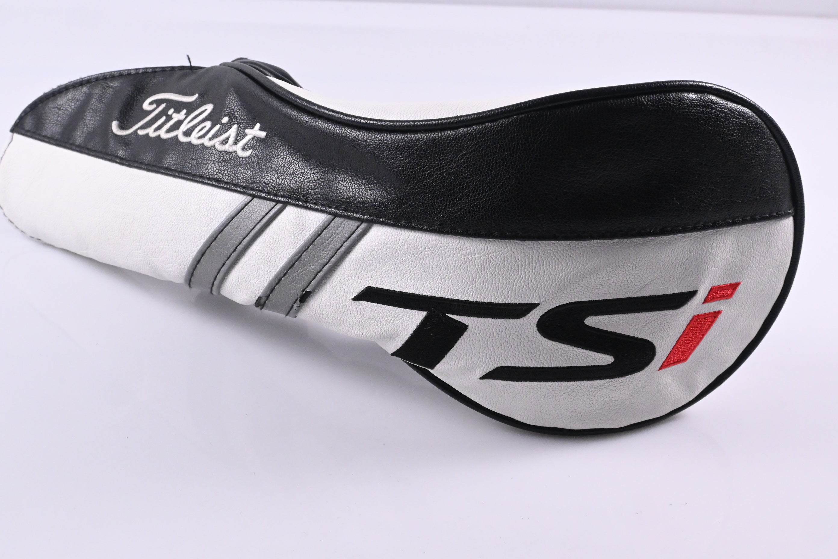 Tour Issue Titleist TSi3 Driver / 10 Degree / Regular Flex Ventus Velocore Blue
