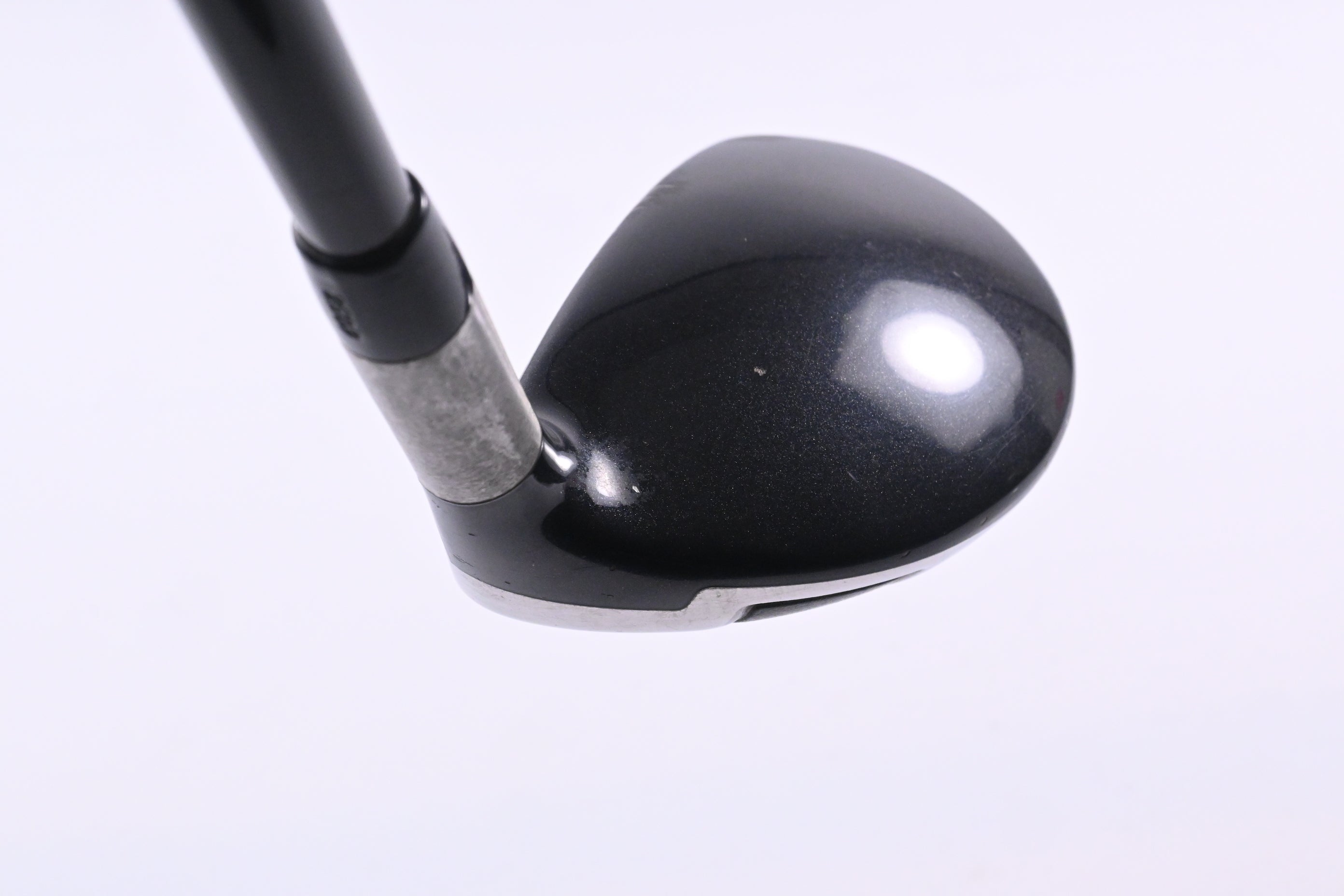 Titleist 909H #2 Hybrid / 17 Degree / Stiff Flex Aldila VooDoo Shaft