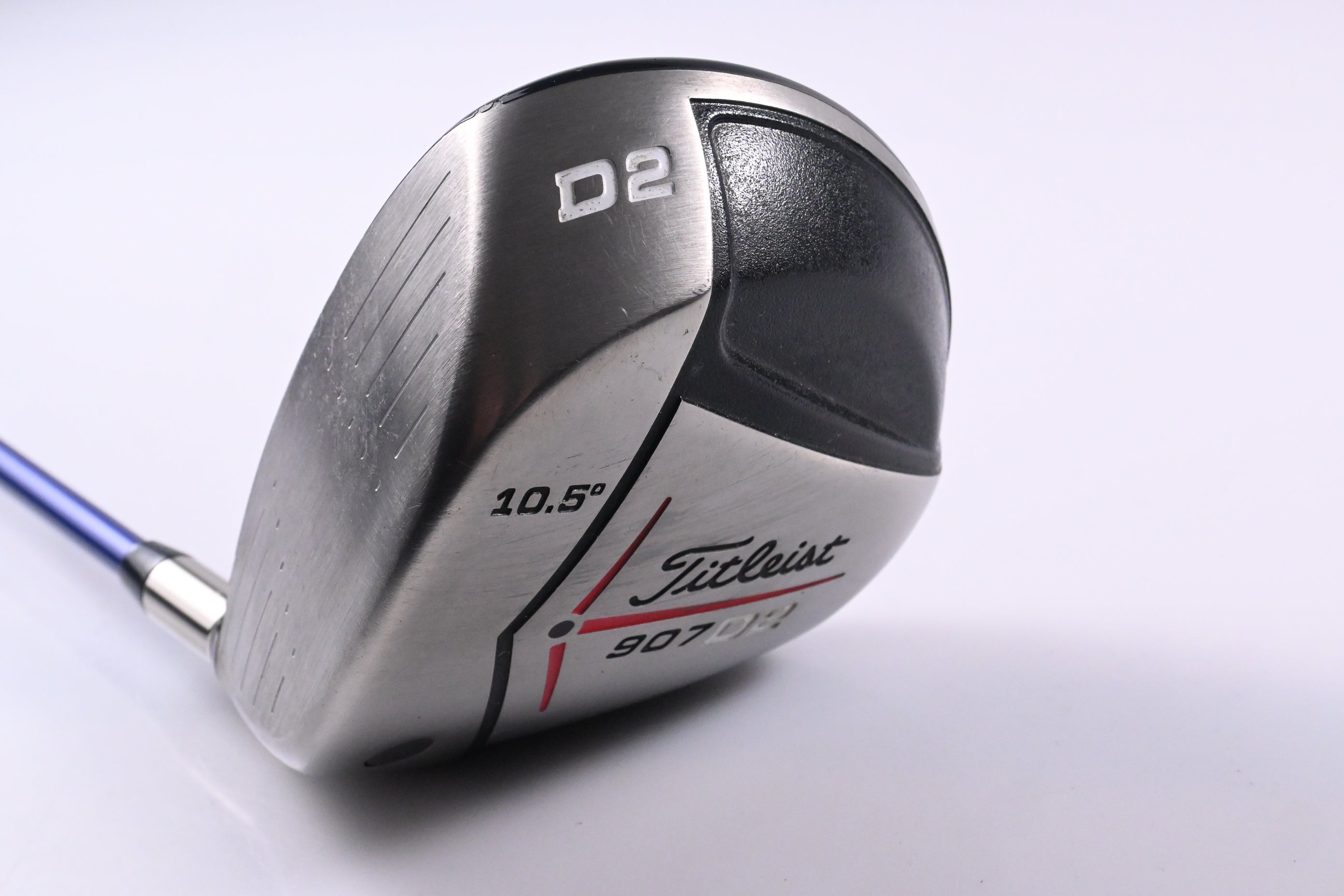 Left Hand Titleist 907 D2 Driver / 10.5 Degree / Regular Flex Tour AD YS-6+