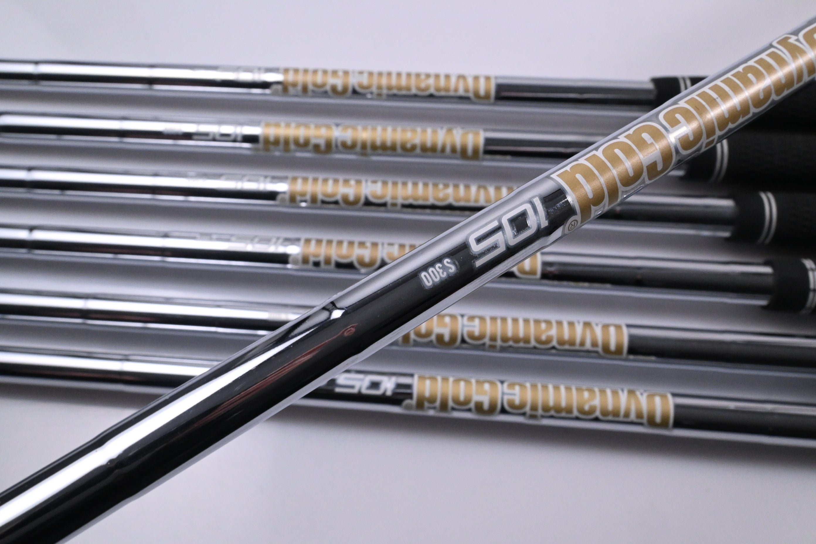 Ping i525 Irons / 4-PW / Blue Dot / Stiff Flex Dynamic Gold 105 S300 Shafts
