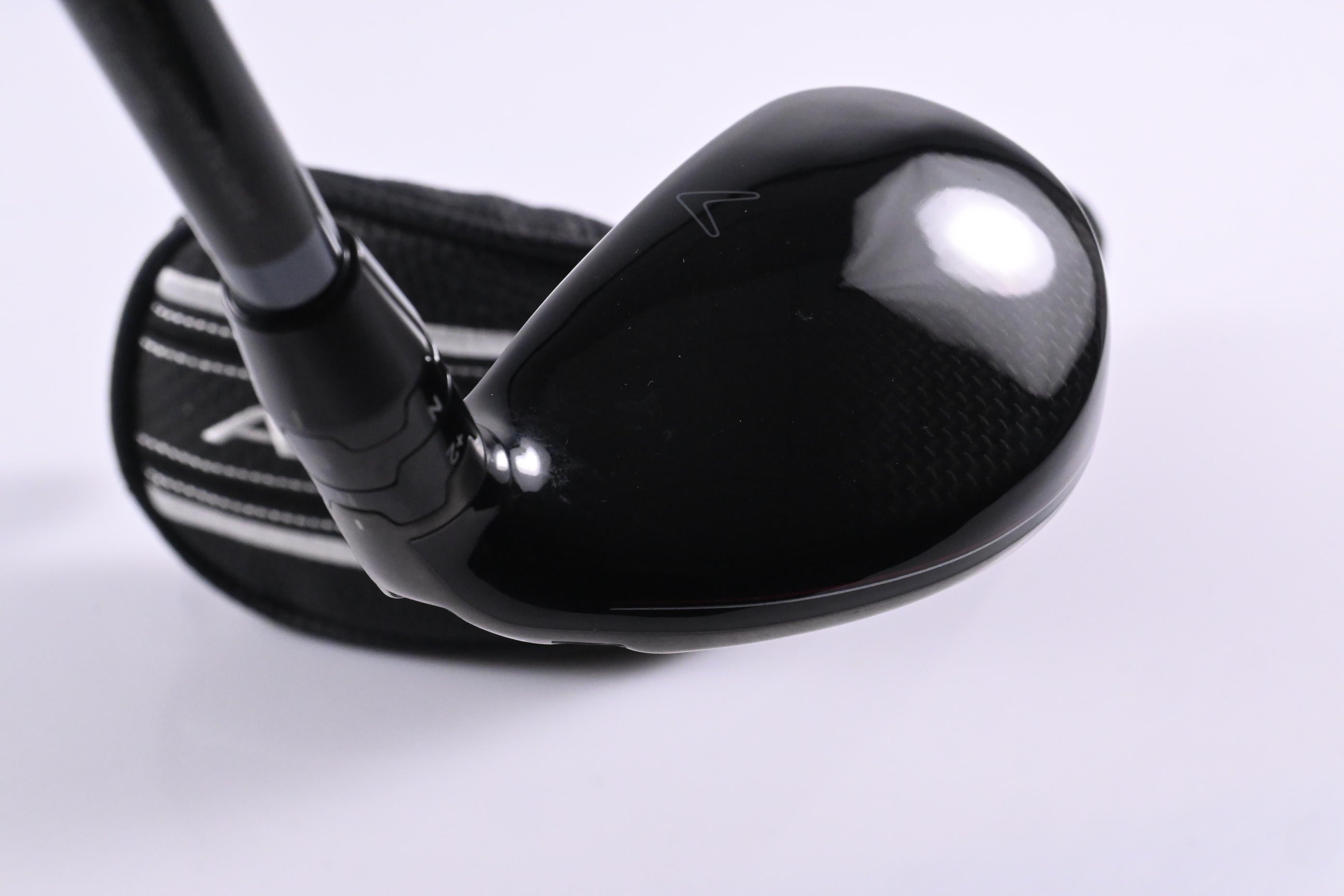 Callaway Apex #4 Hybrid / 21 Degree / Regular Flex UST Recoil Dart 75 Shaft