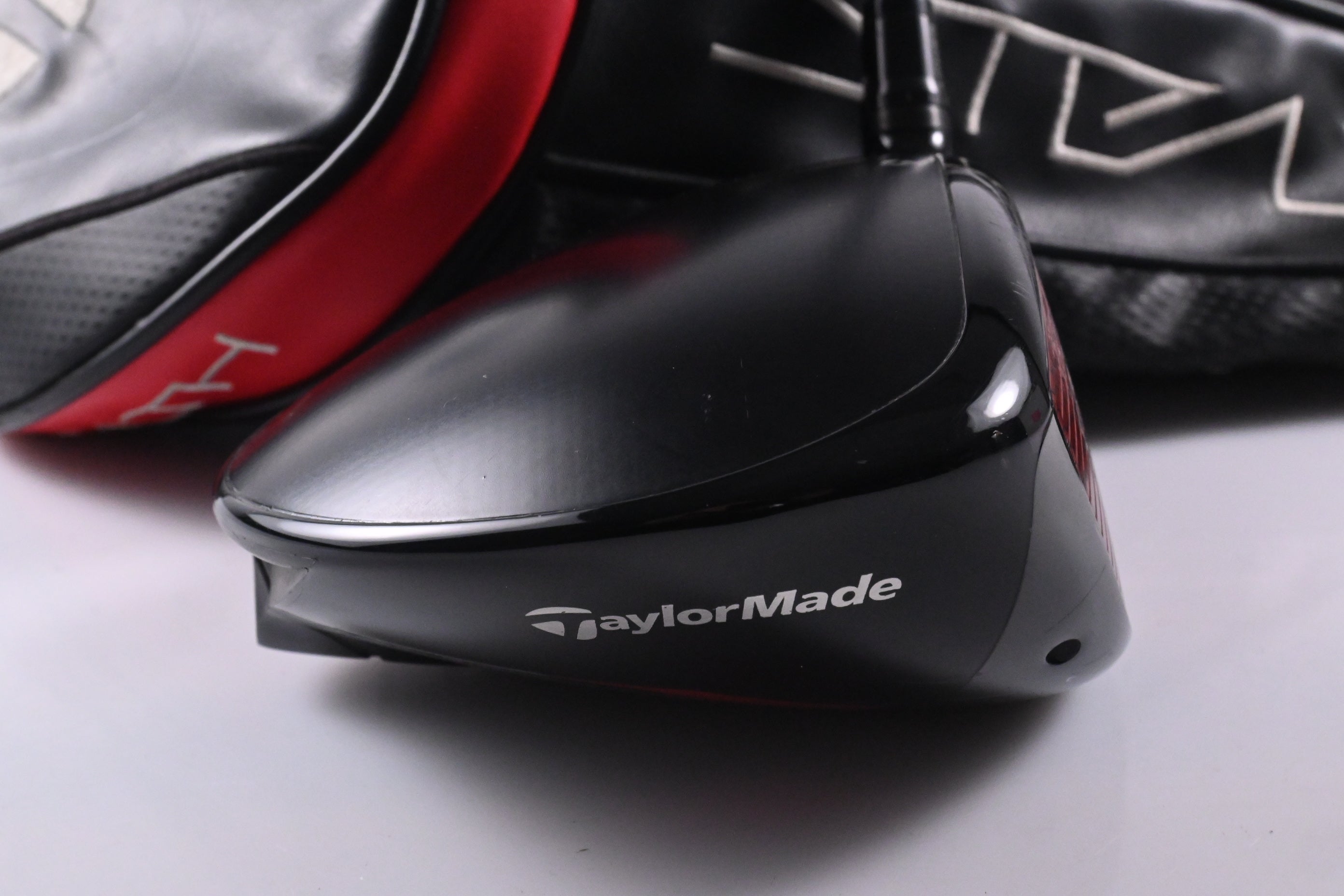 Taylormade Stealth HD Driver / 10.5 Degree / Regular Flex Ventus Red 5 Shaft