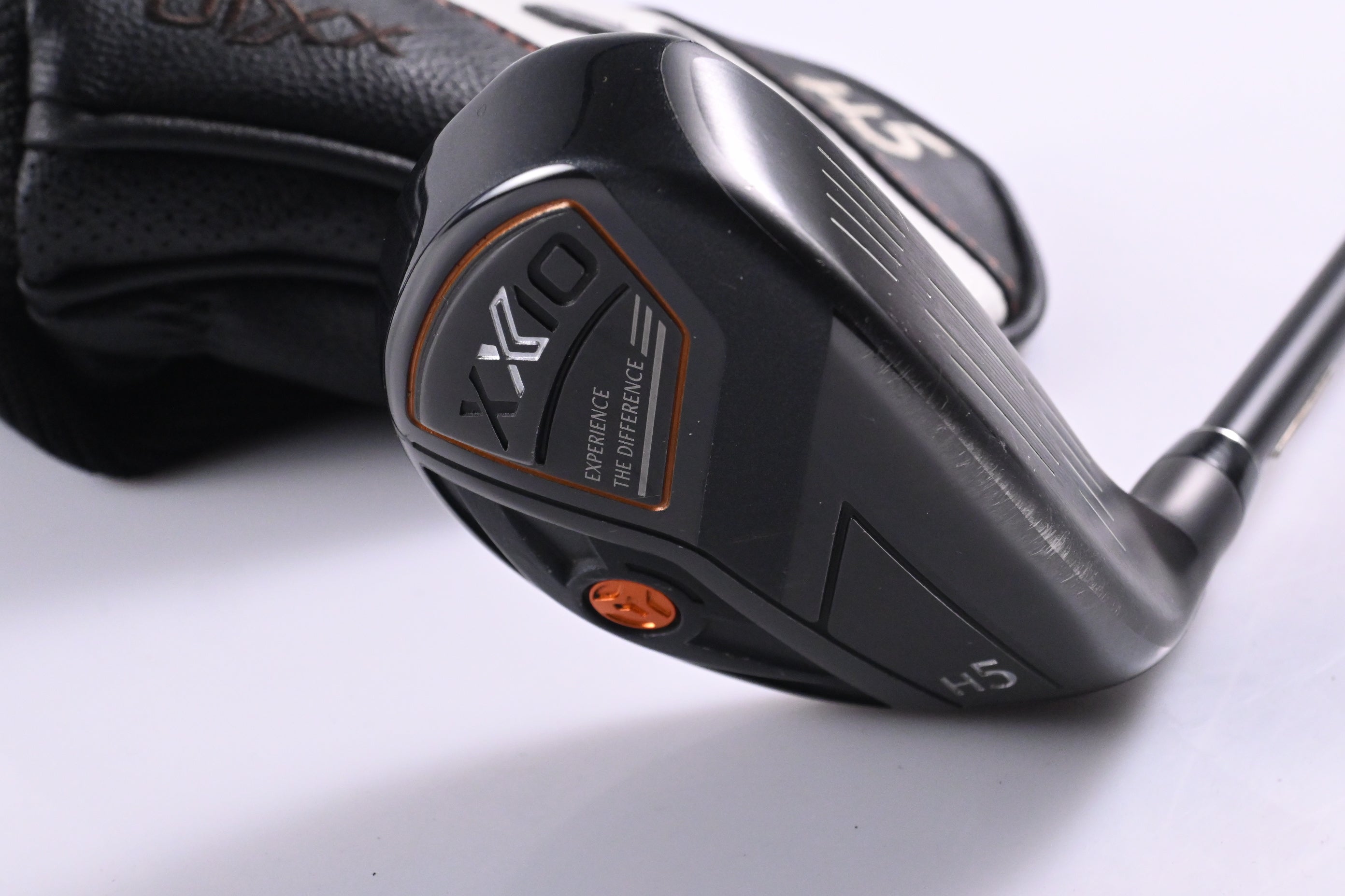 XXIO X Black #5 Hybrid / 23 Degree / Regular Flex Miyasaki AX-1 Shaft