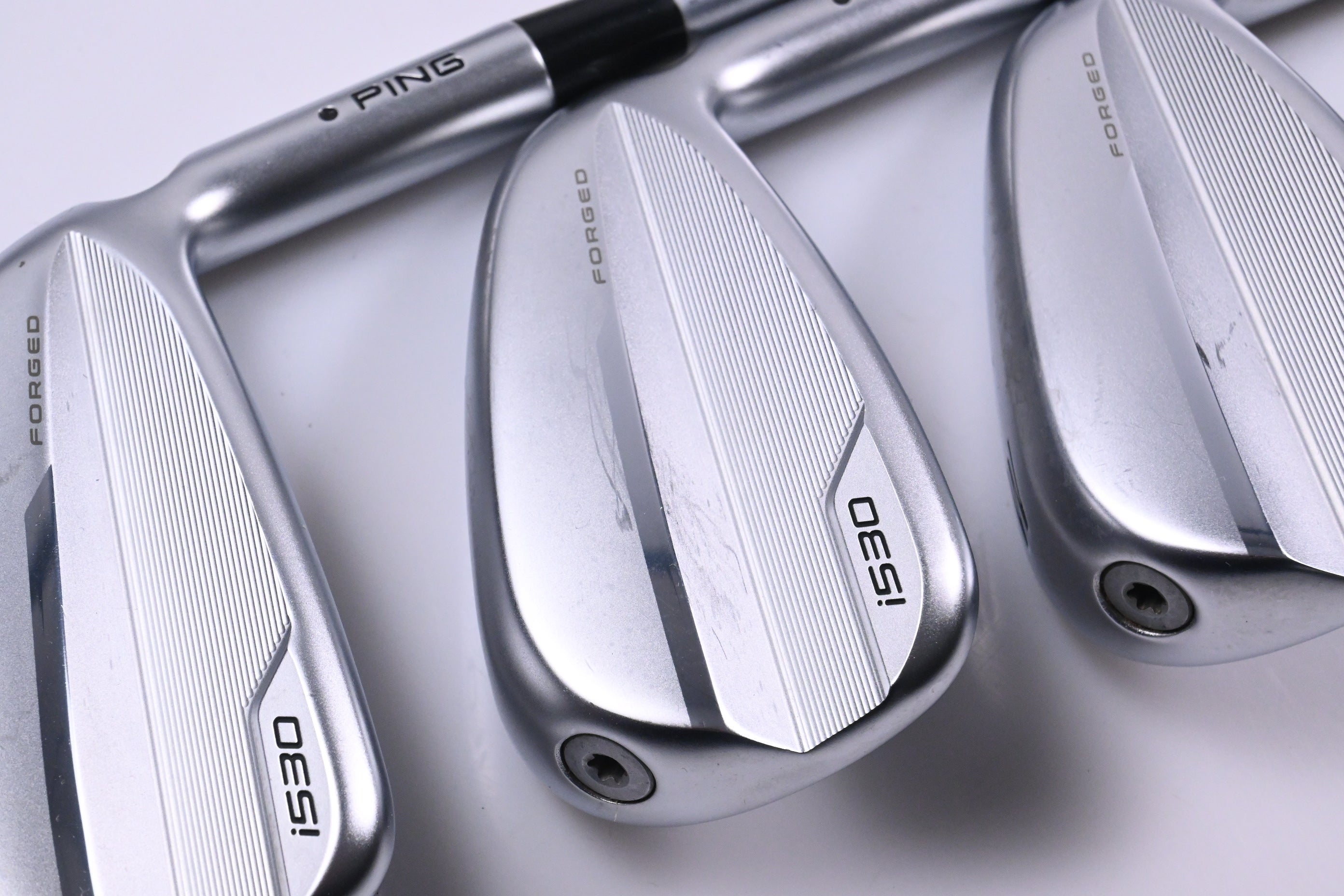 Ping i530 Irons / 5-PW / Black Dot / Regular Flex Project X IO 105 / No #8 Iron