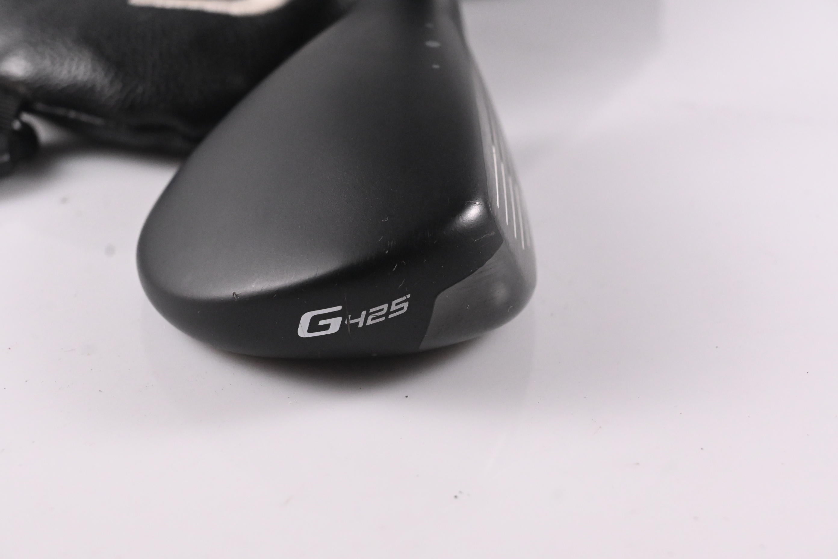 Ping G425 #4 Hybrid / 22 Degree / Regular Flex Ping Alta CB Slate 70 Shaft