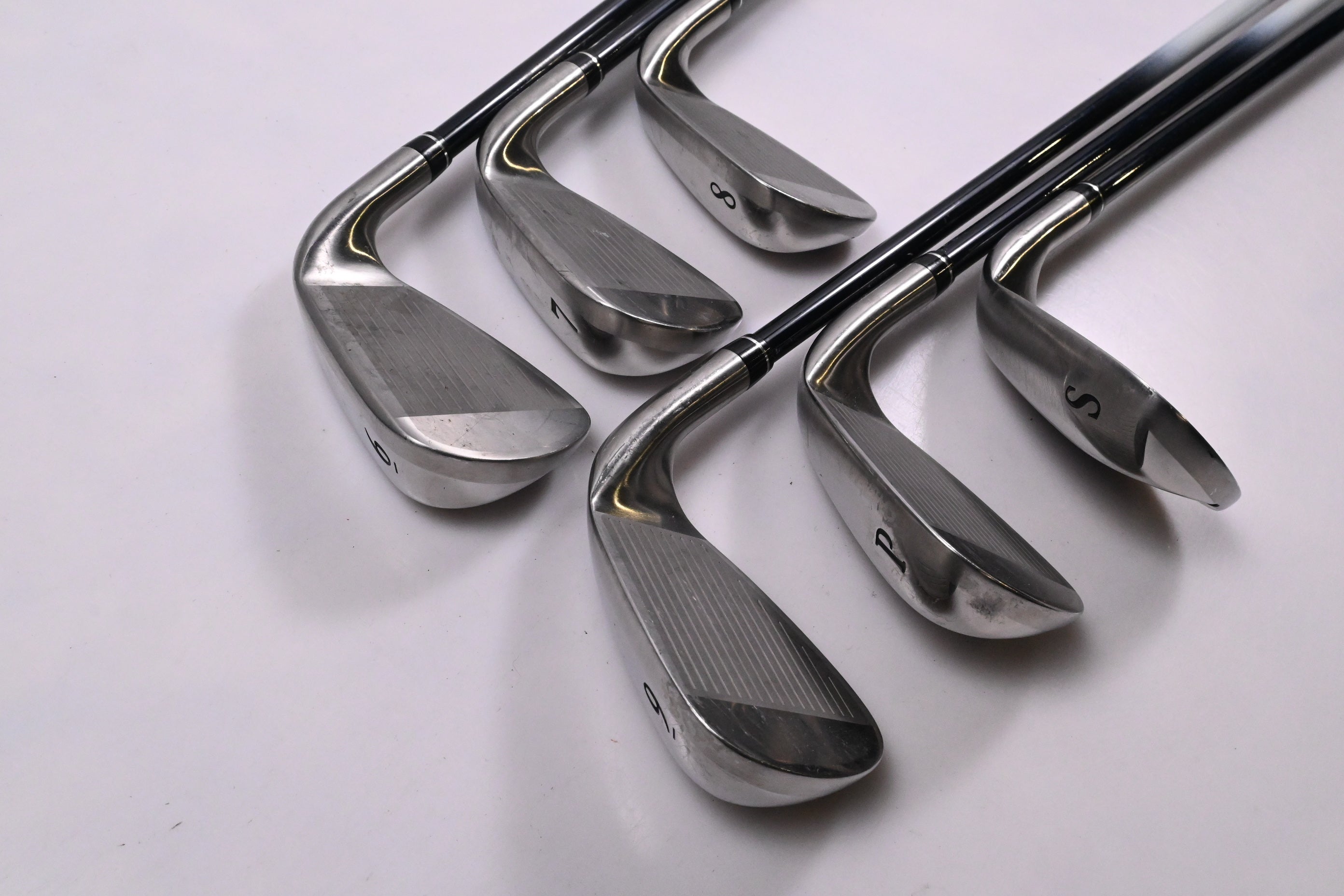 Left Hand XXIO 12 Irons / 6-PW+GW / Regular Flex XXIO MP 1200 47 Shafts