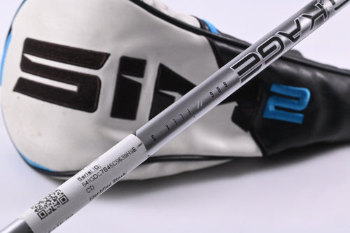 Taylormade SIM2 Driver / 10.5 Degree / Stiff Flex Kuro Kage Silver 60 Shaft