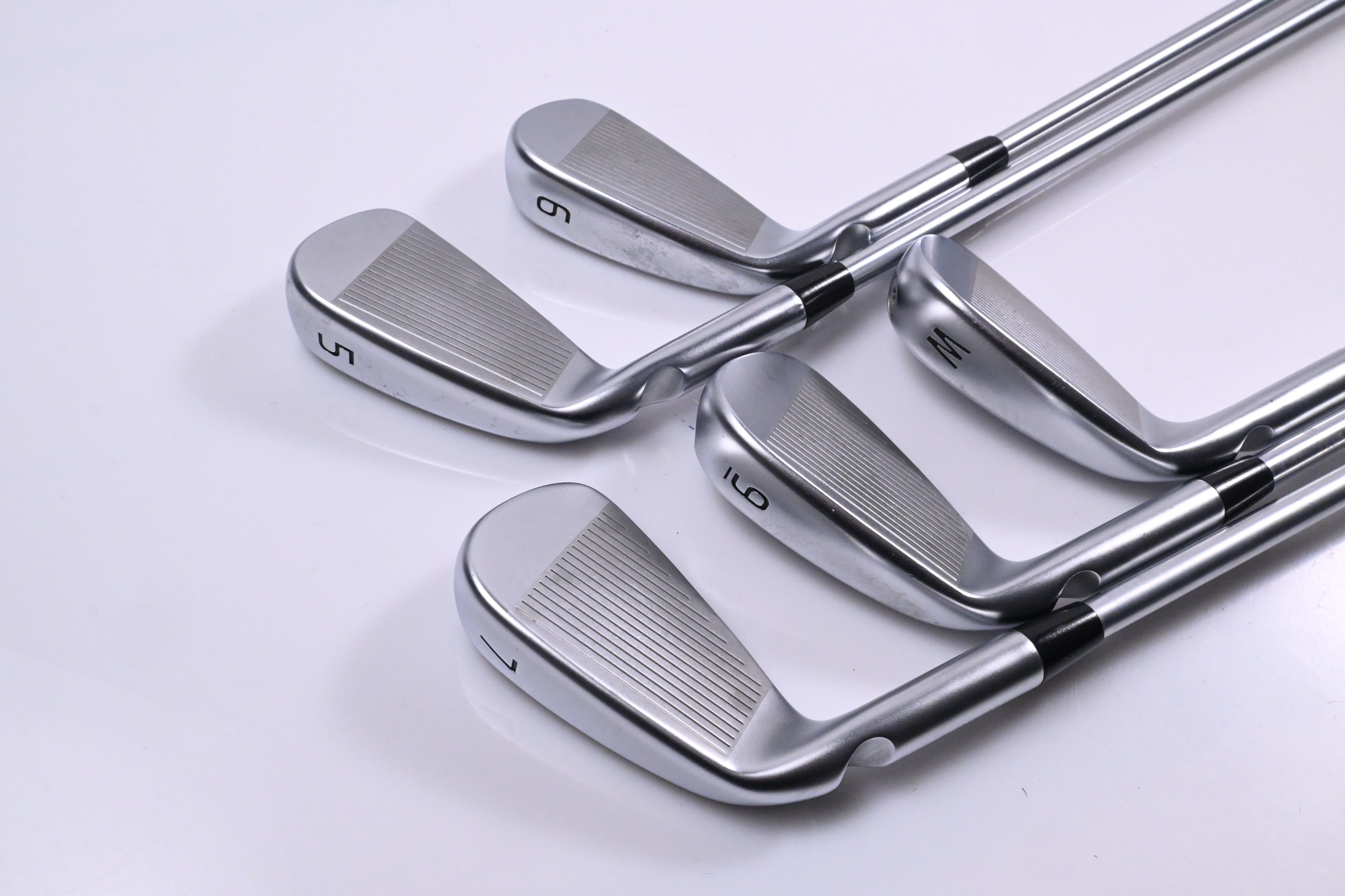 Ping i530 Irons / 5-PW / Black Dot / Regular Flex Project X IO 105 / No #8 Iron