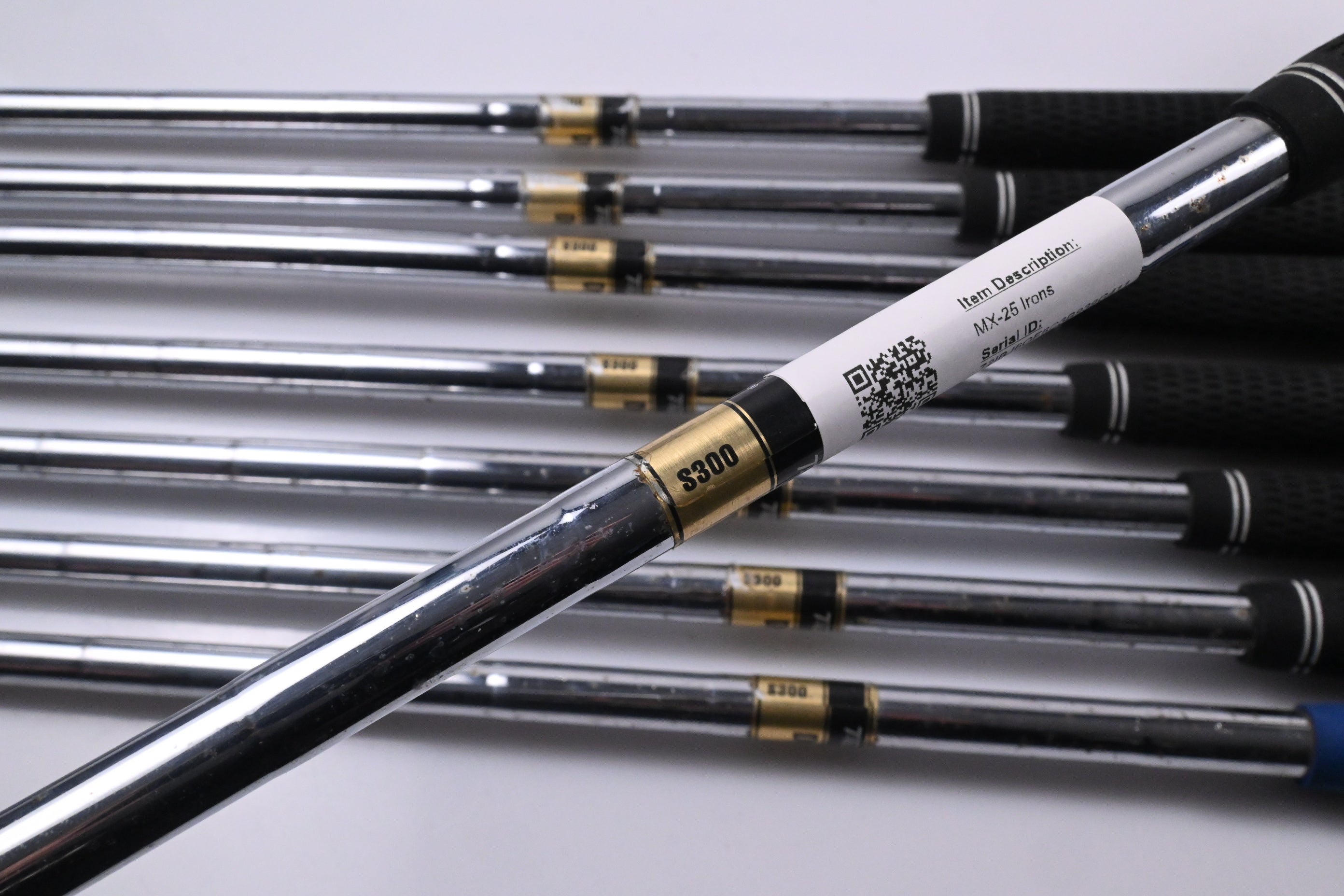 Left Hand Mizuno MX-25 Irons / 3-PW / Stiff Flex Dynamic Gold S300 Shafts