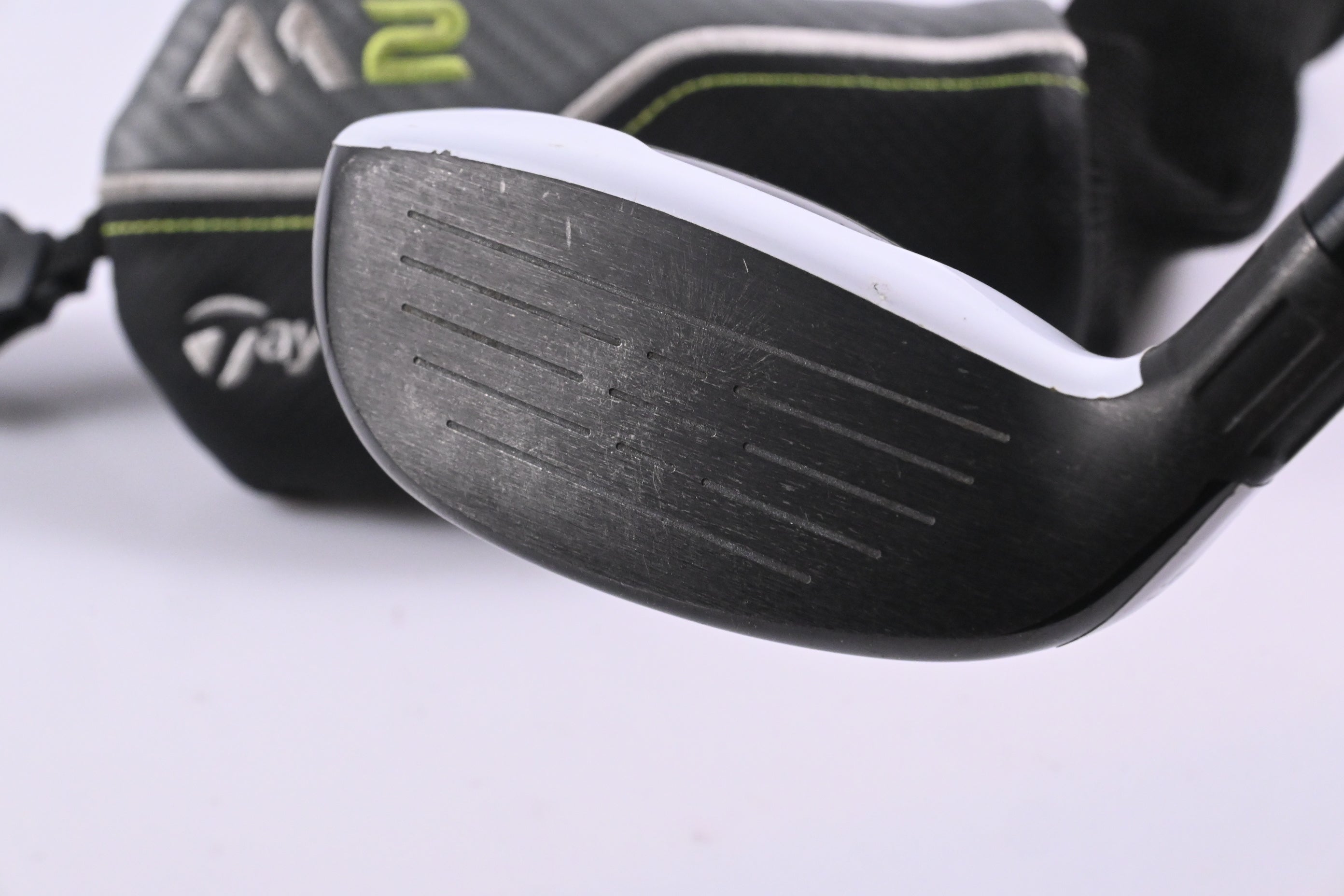 Taylormade M2 2017 #3 Hybrid / 19 Degree / Regular Flex M2 REAX 65 Shaft
