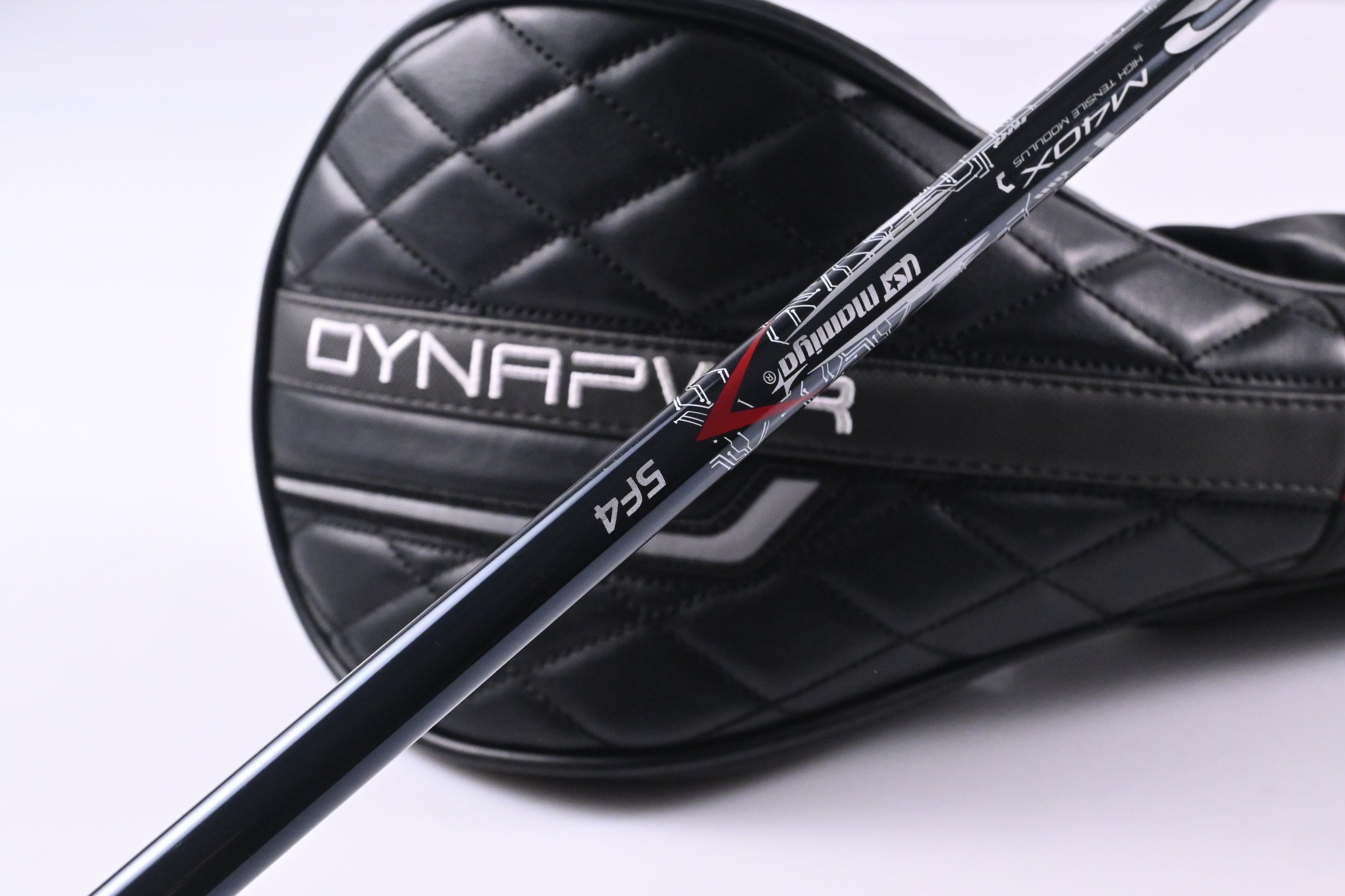 Left Hand Wilson DYNAPWR Carbon 2025 Driver / 10.5 Degree / Stiff Flex UST LinQ