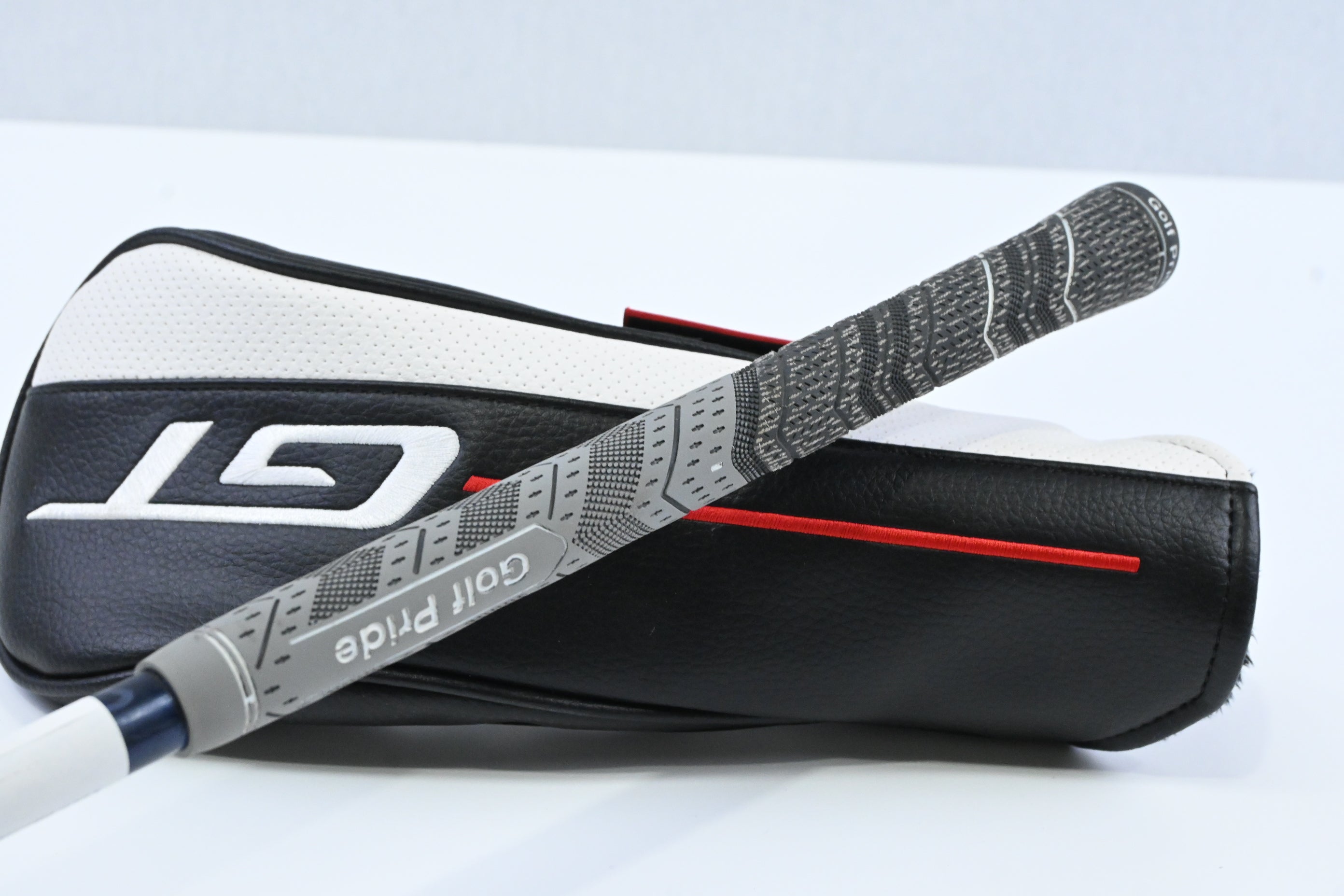 Titleist GT3 #3 Wood / 15 Degree / Stiff Flex Diamana Kai'li Mid 75 Shaft