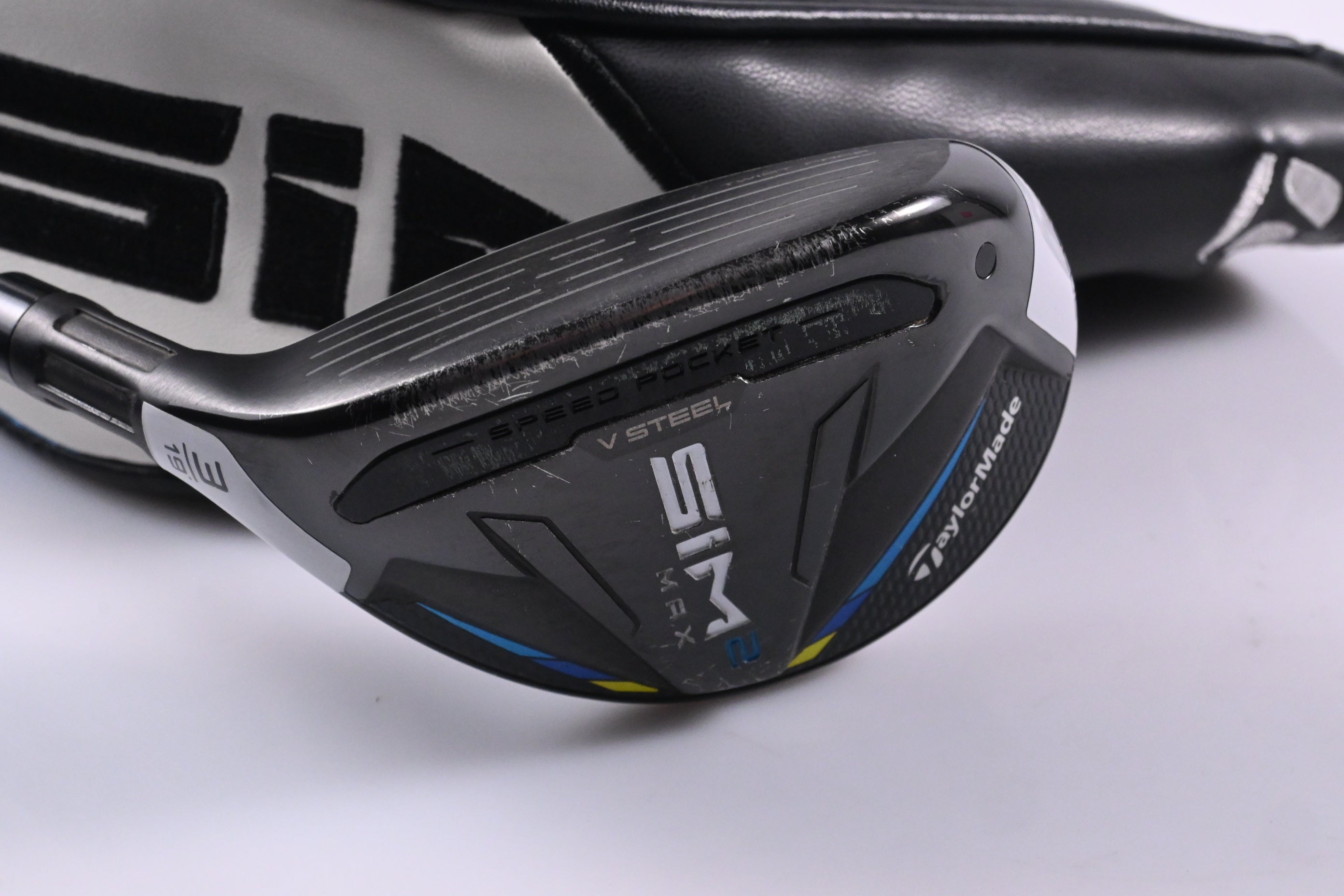 Left Hand Taylormade SIM2 Max #3 Hybrid / 19 Degree / Stiff Flex Ventus Blue 7