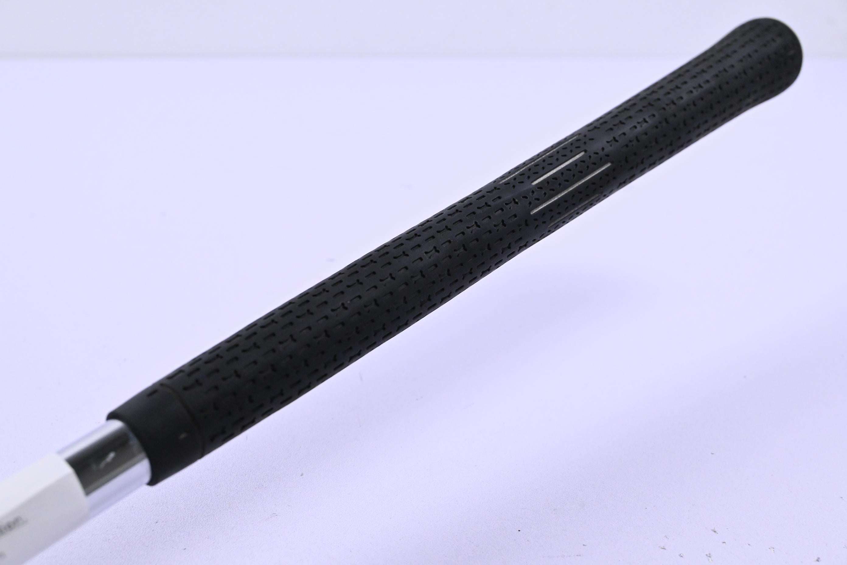 Ping i25 #4 Iron / 24 Degree / Black Dot / Regular Flex Ping AWT 2.0 Shaft