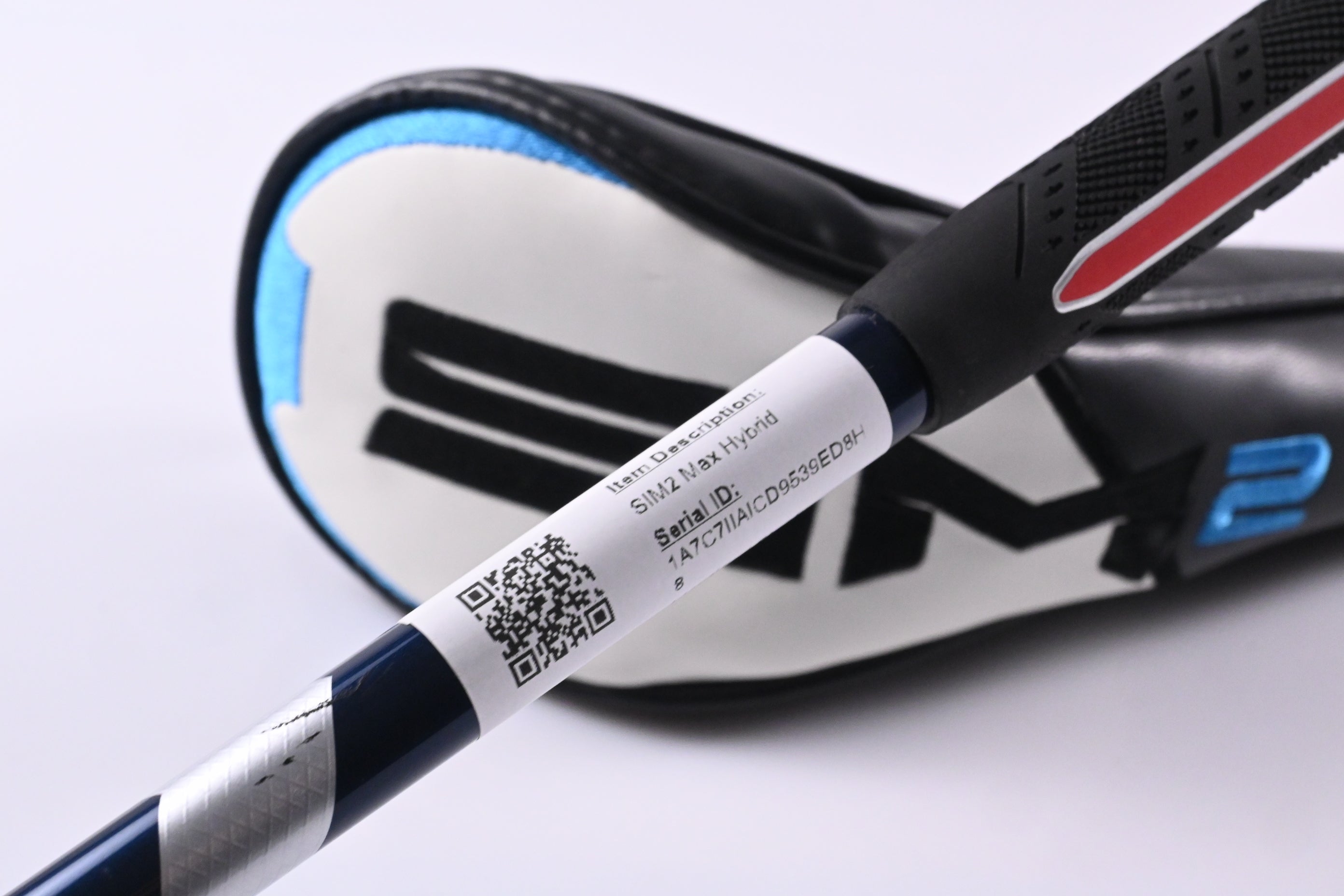 Left Hand Taylormade SIM2 Max #3 Hybrid / 19 Degree / Stiff Flex Ventus Blue 7
