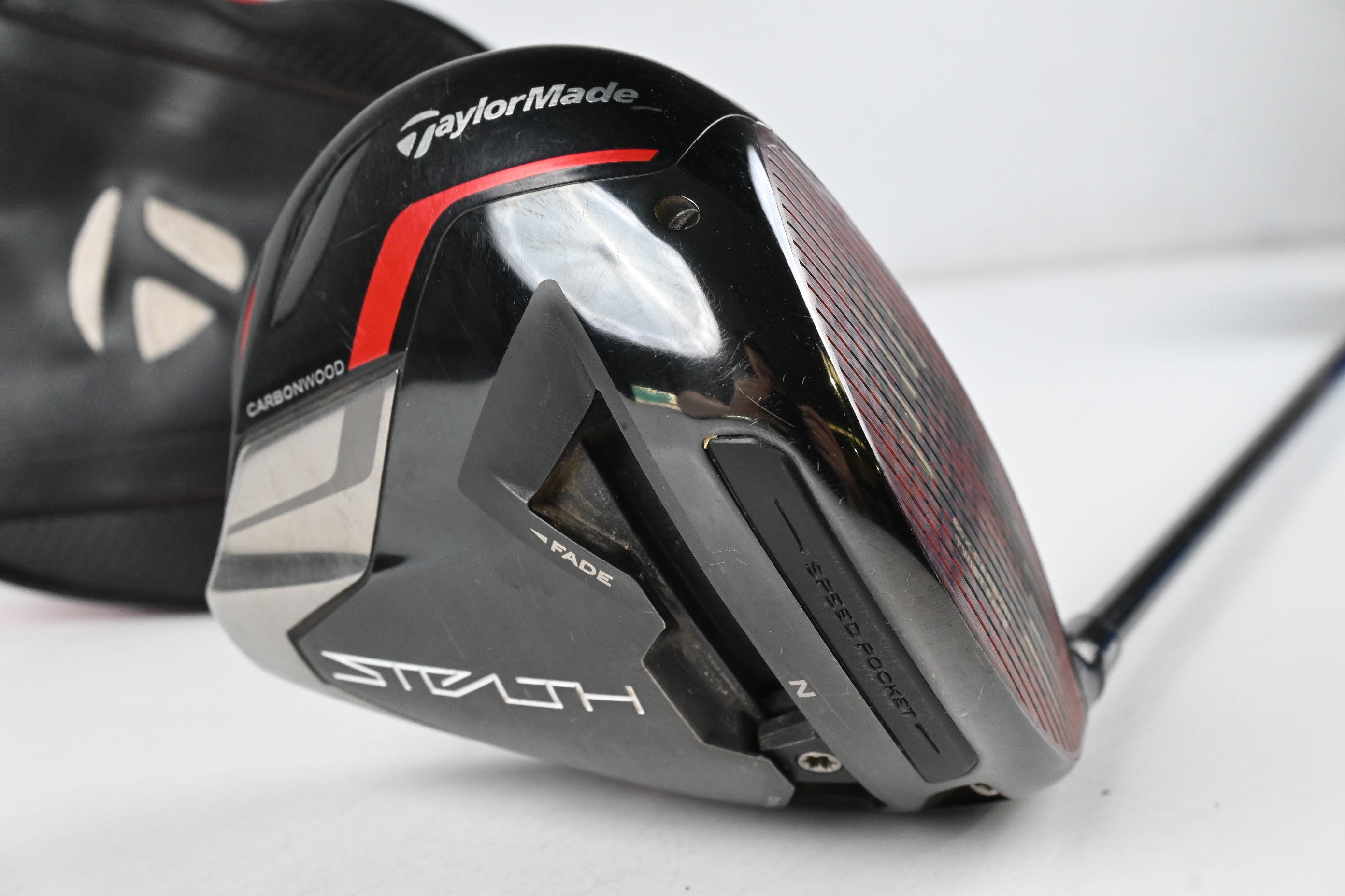 Taylormade Stealth Plus Driver / 10.5 Degree / Stiff Flex Hzrdus Smoke Red RDX 60