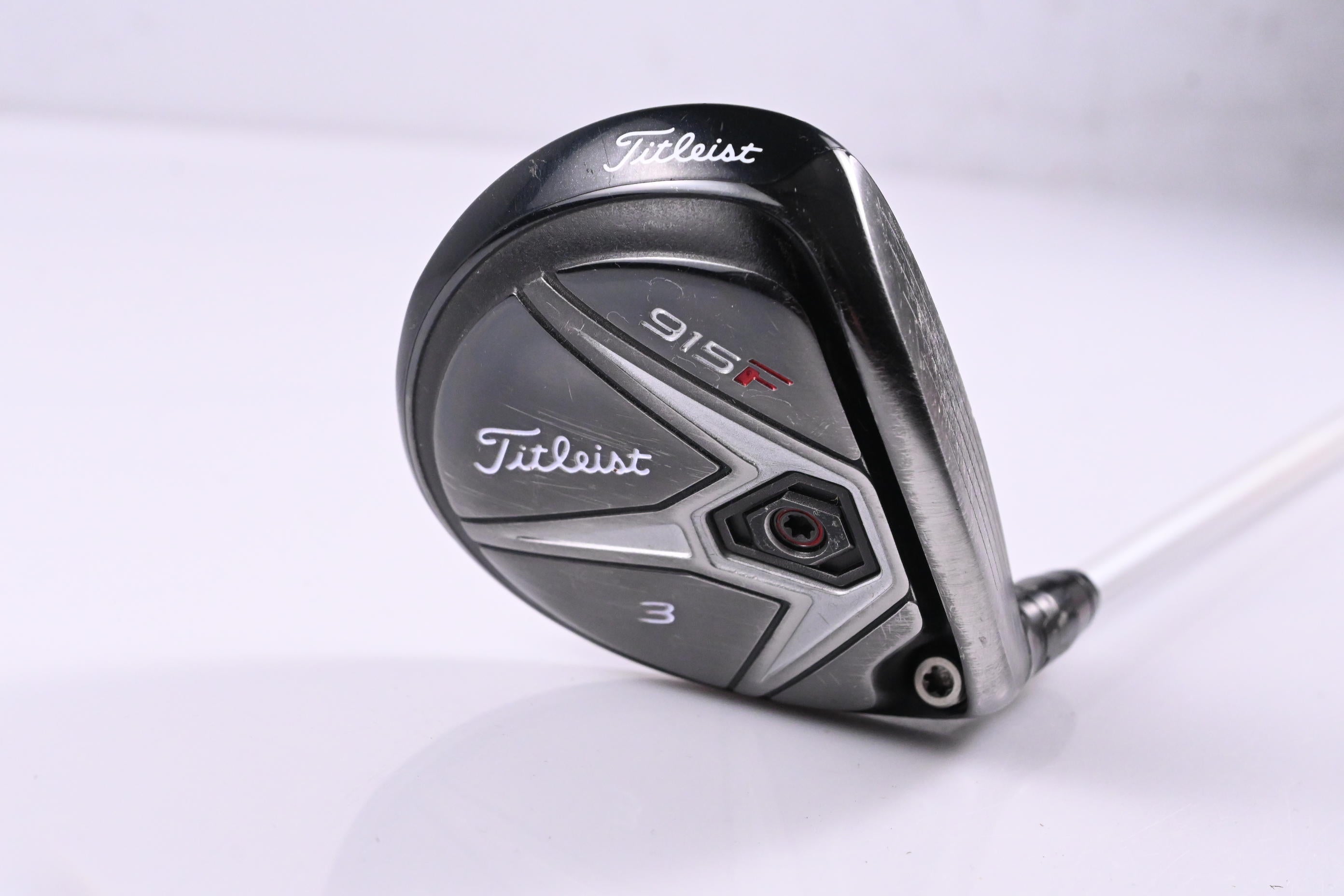 Titleist 915 F #3 Wood / 16.5 Degree / Stiff Flex Aldila Rogue Black 80 Shaft