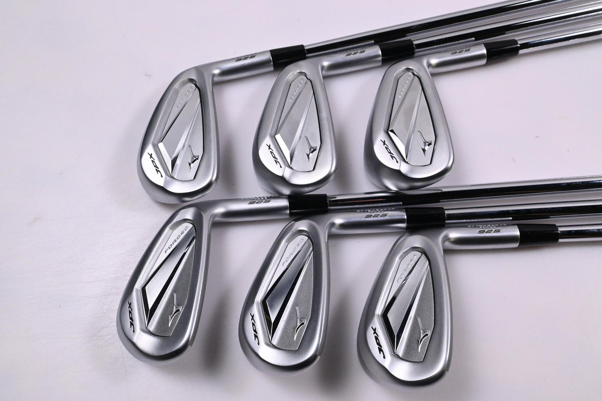 Mizuno JPX 925 Forged Irons / 5-PW / Stiff Flex N.S.Pro Modus³ Tour 115