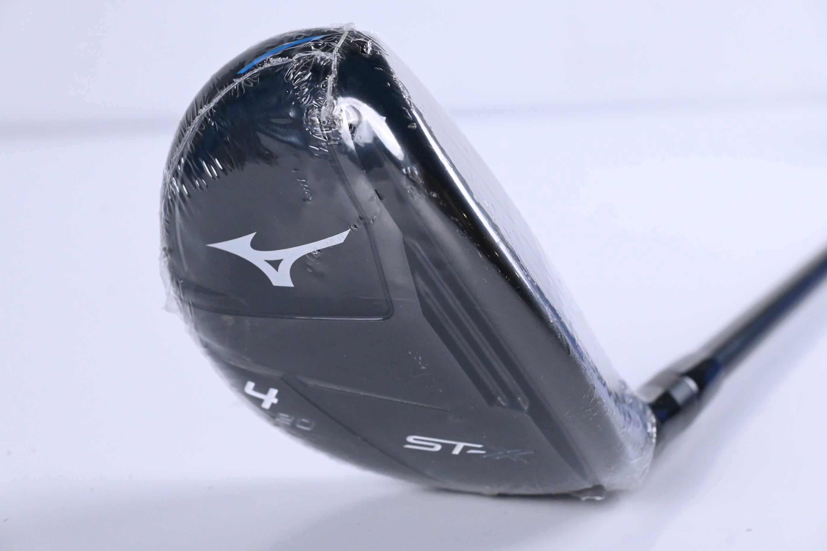 Ladies Mizuno ST-X 220 #4 Hybrid / 20 Degree / Ladies Flex UST Mamiya Helium 50