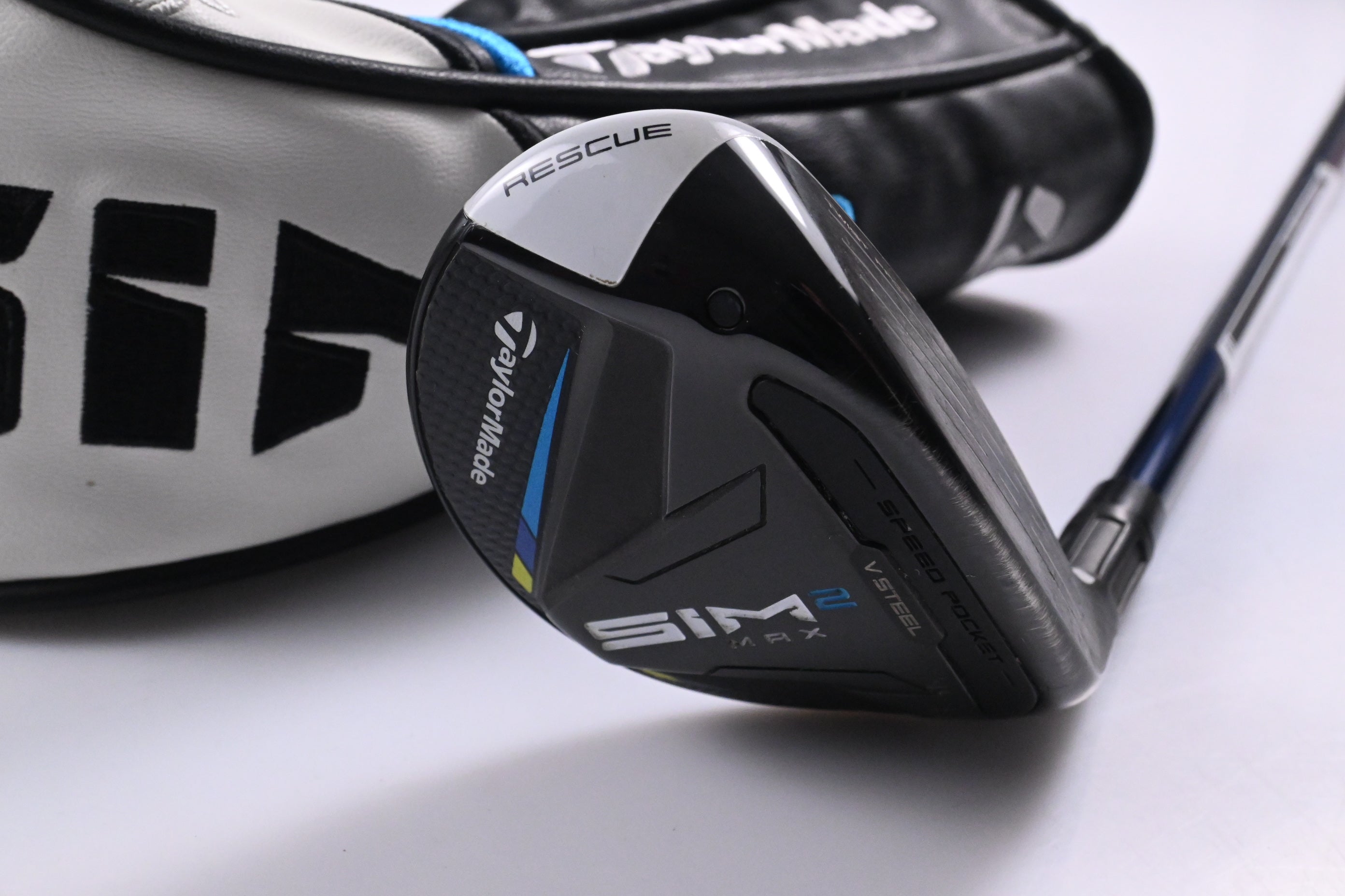 Taylormade SIM2 Max #3 Hybrid / 19 Degree / Regular Flex Ventus Blue 6 Shaft