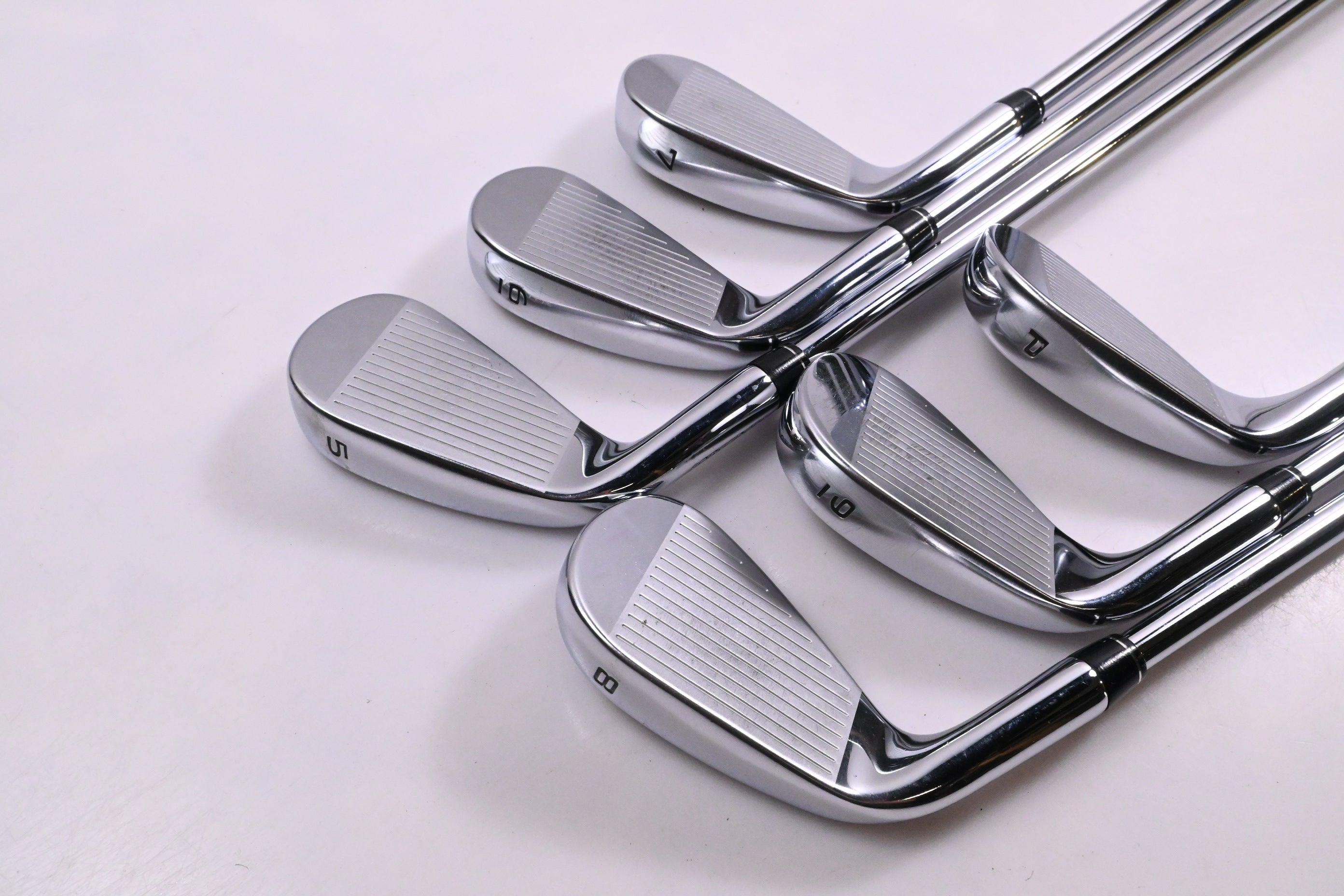 Callaway Paradym Irons / 5-PW / Regular Flex Elevate MPH 95 Shafts