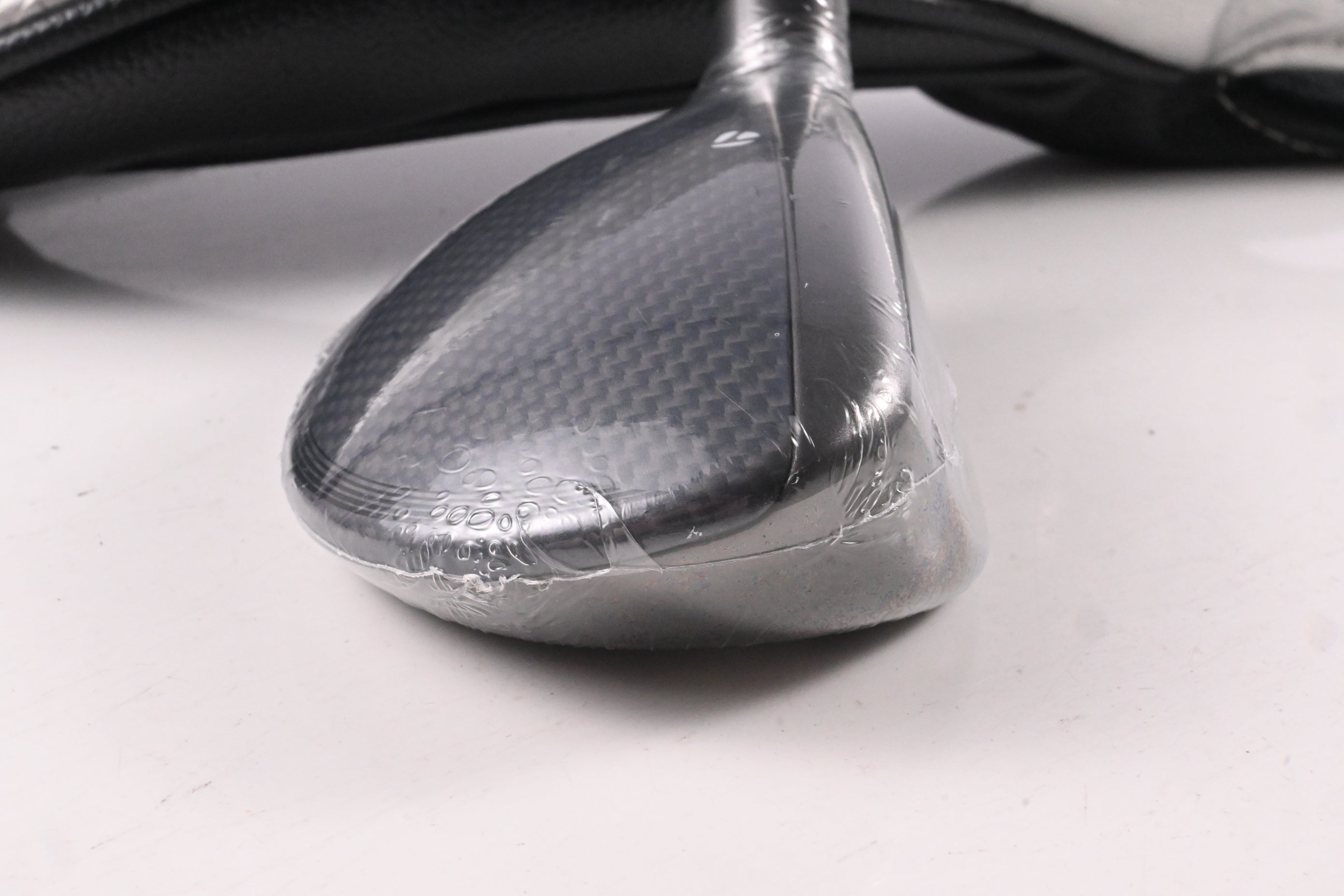 Taylormade Qi35 #3 Hybrid / 19 Degree / Stiff Flex Fujikura Ventus Blue 7 Shaft