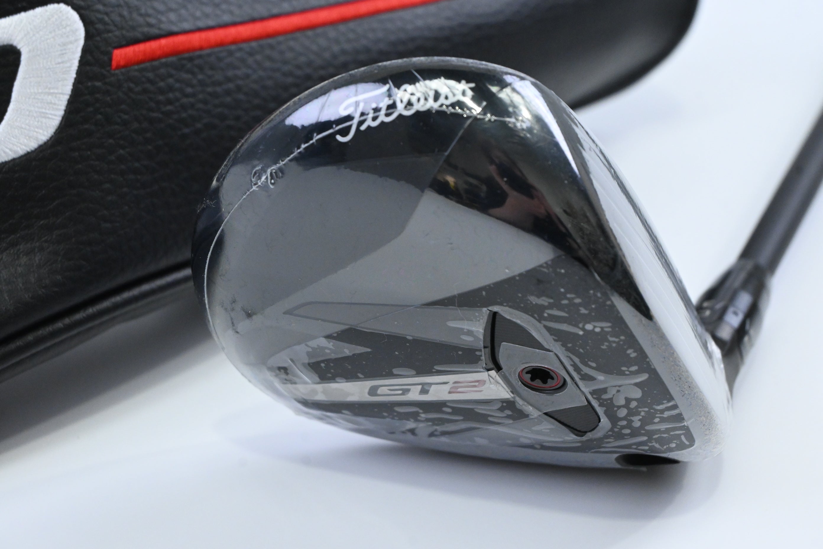 Titleist GT2 #5 Wood / 18 Degree / X-Flex HZRDUS Gen5 Black 70 Shaft