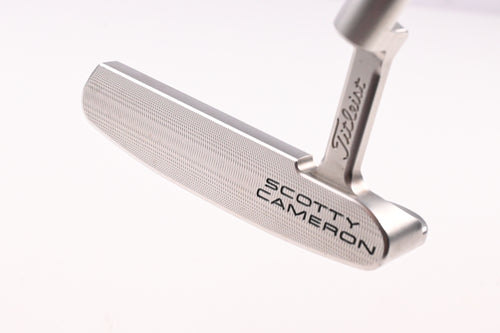Scotty Cameron Special Select Newport Putter / 33 Inch