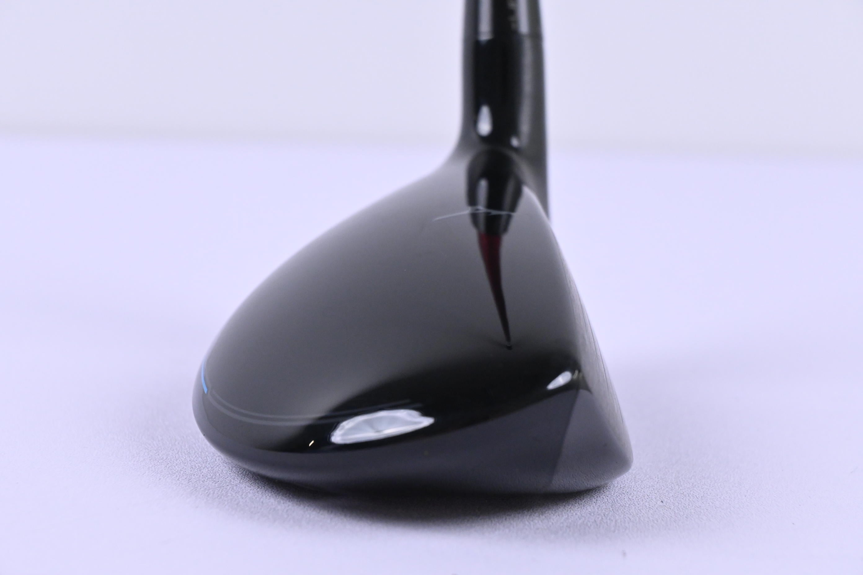 Mizuno ST-Max 230 #4 Hybrid / 22 Degree / Regular Flex Denali Red 70 Shaft
