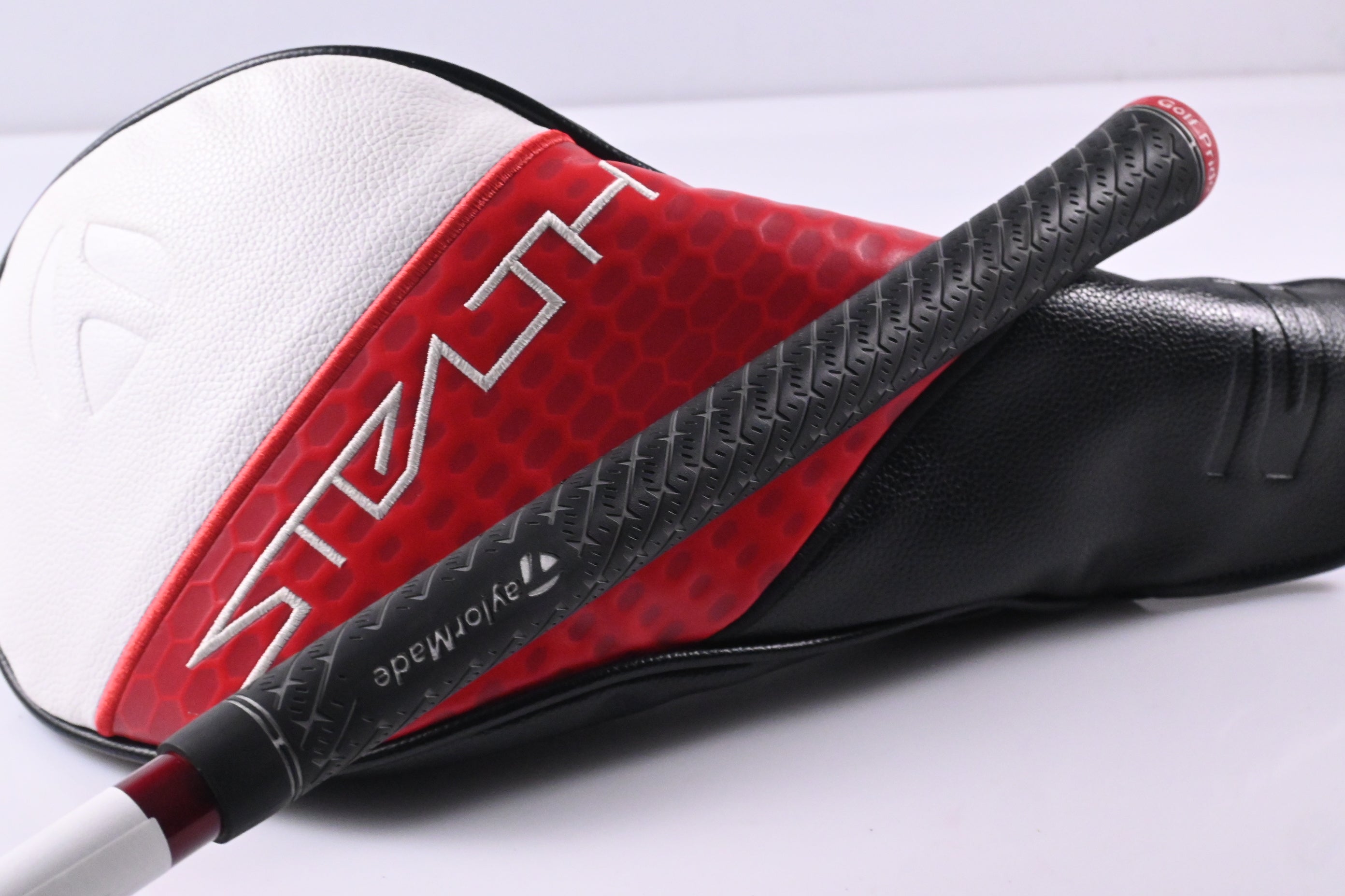 Taylormade Stealth 2 Driver / 10.5 Degree / Regular Flex Ventus TR Red 5 Shaft