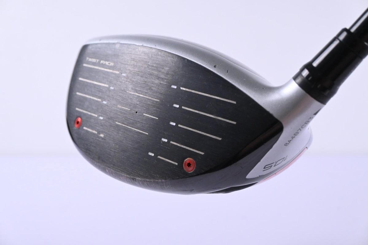 Taylormade M6 Driver / 10.5 Degree / Regular Flex Fujikura Atmos Orange 5 Shaft