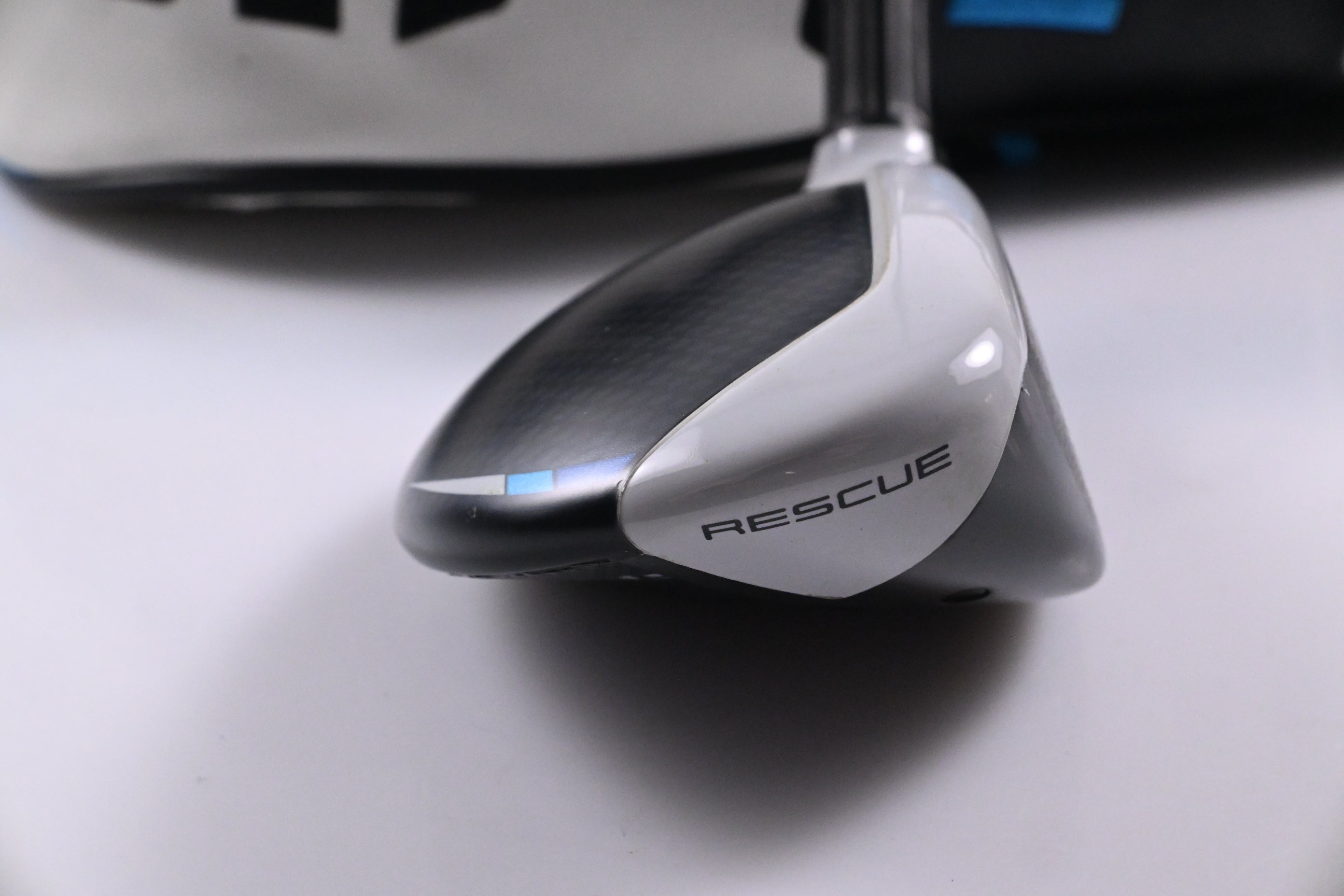 Taylormade SIM2 Max #3 Hybrid / 19 Degree / Regular Flex Ventus Blue 6 Shaft