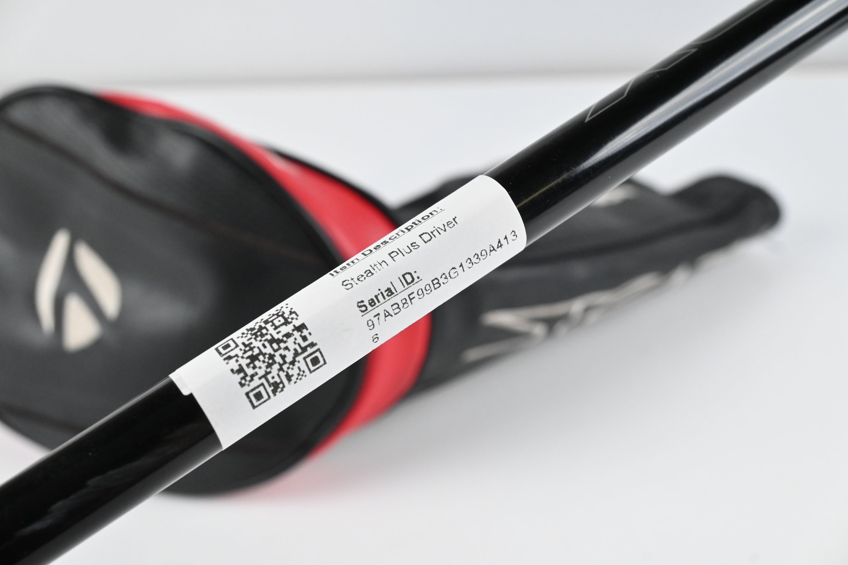 Taylormade Stealth Plus Driver / 10.5 Degree / Stiff Flex Hzrdus Smoke Red RDX 60