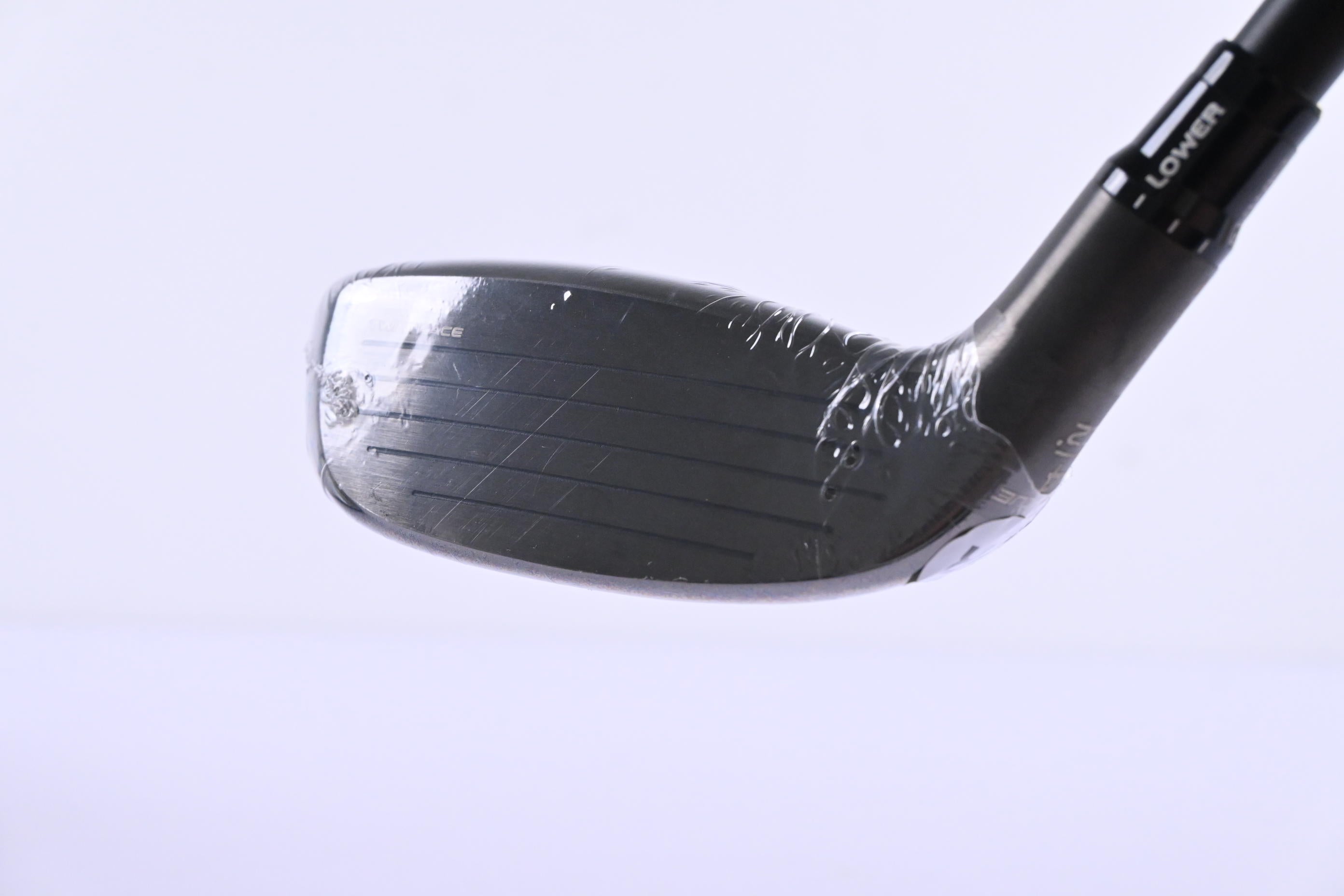 Taylormade Qi35 #4 Hybrid / 22 Degree / Regular Flex Fujikura Ventus Blue 6